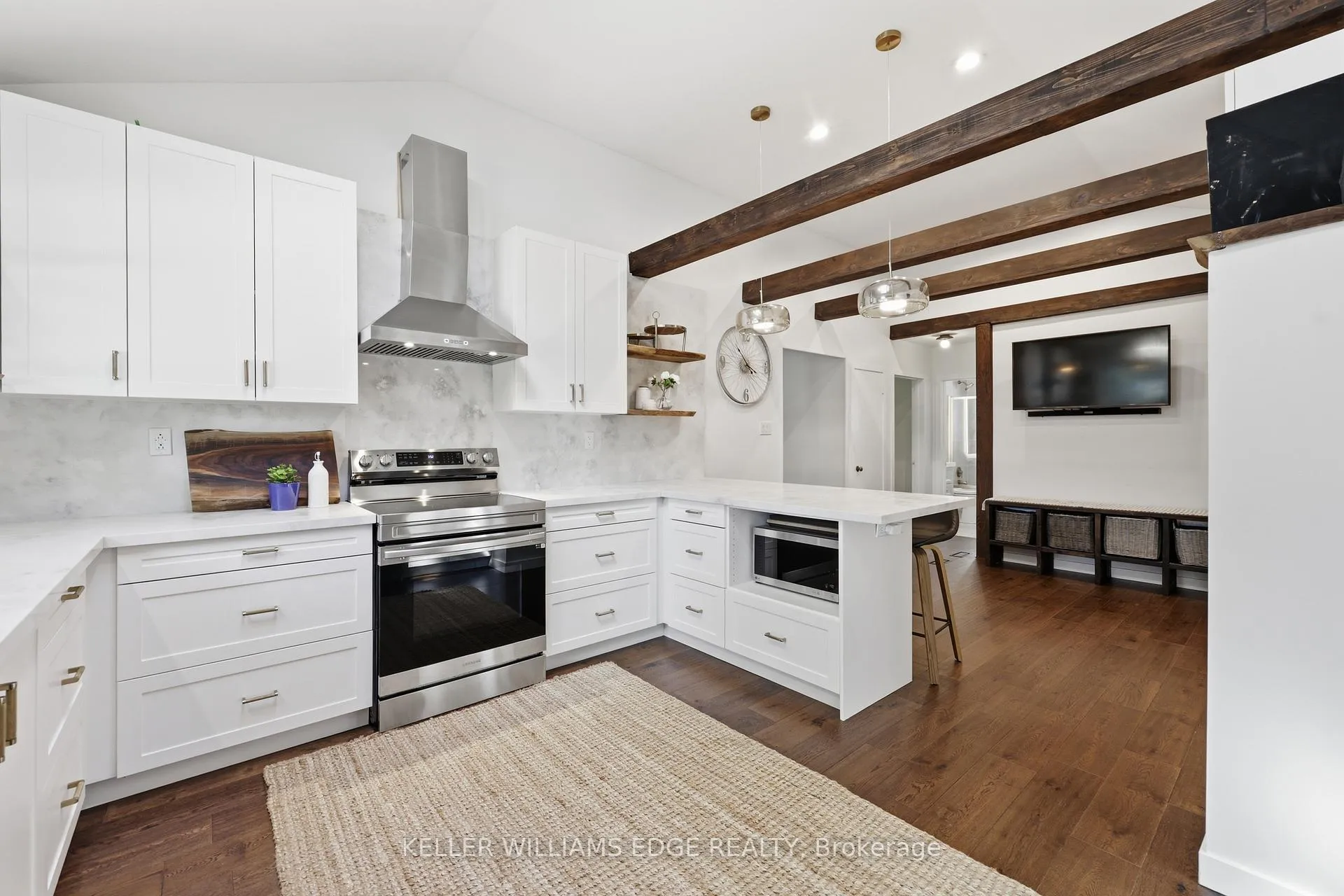 Photo 5 of 153 West 28th Street, Hamilton, Westcliffe — HOMEH