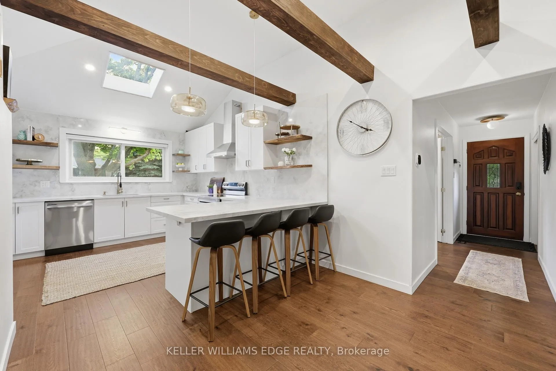 Photo 6 of 153 West 28th Street, Hamilton, Westcliffe — HOMEH