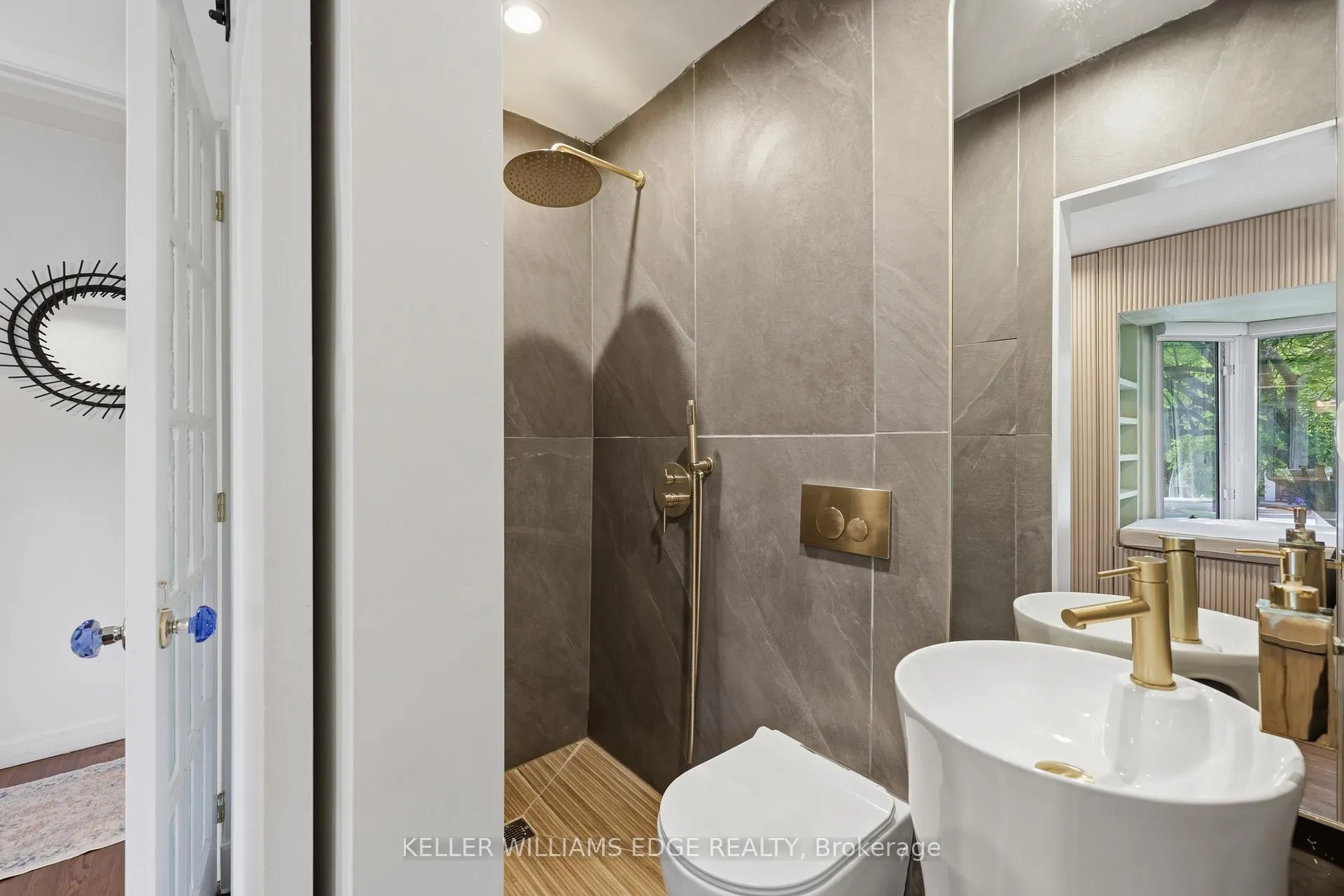 Photo 8 of 153 West 28th Street, Hamilton, Westcliffe — HOMEH