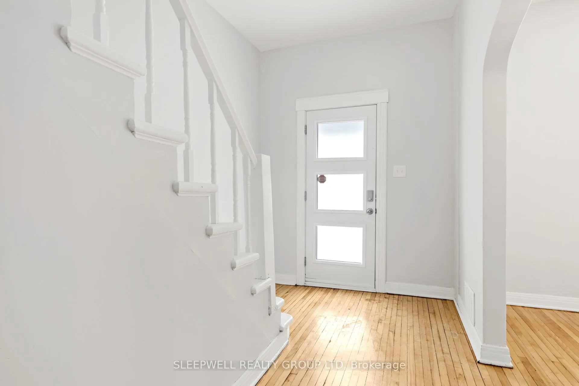 Photo 4 of 481 Besserer Street, Ottawa, Sandy Hill — HOMEH