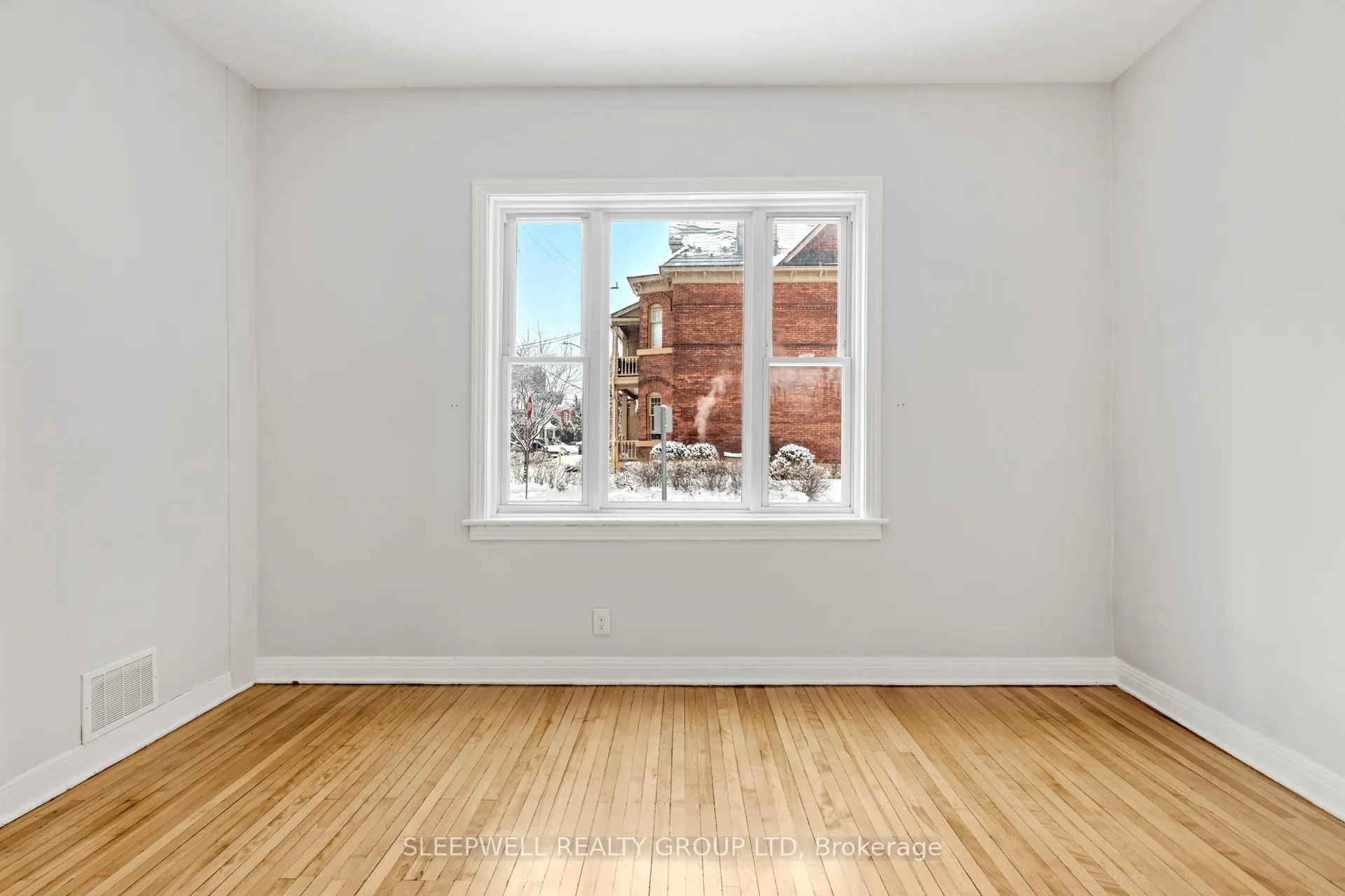 Photo 8 of 481 Besserer Street, Ottawa, Sandy Hill — HOMEH