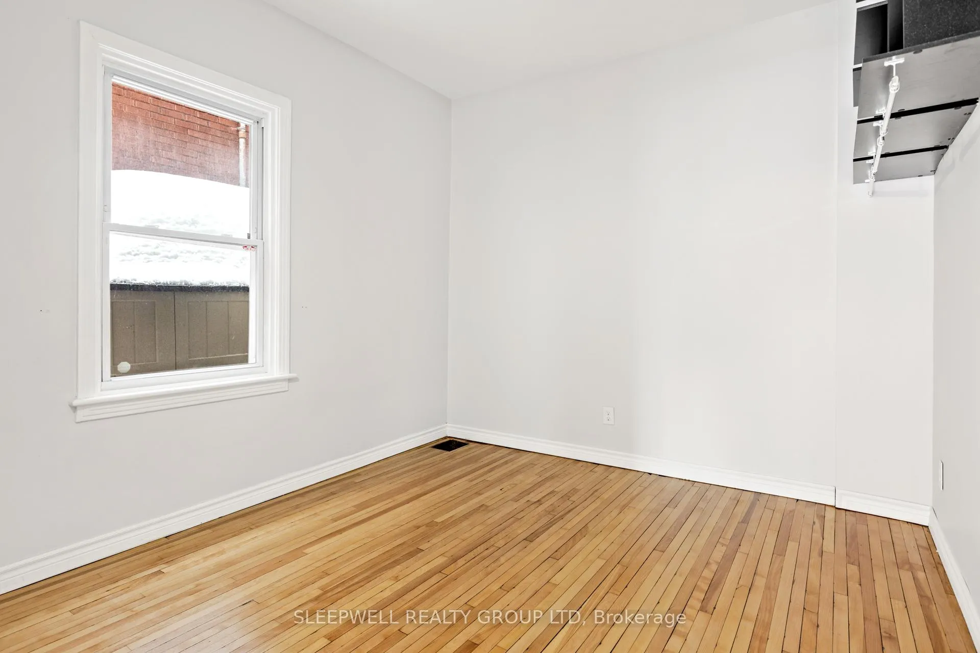 Photo 9 of 481 Besserer Street, Ottawa, Sandy Hill — HOMEH