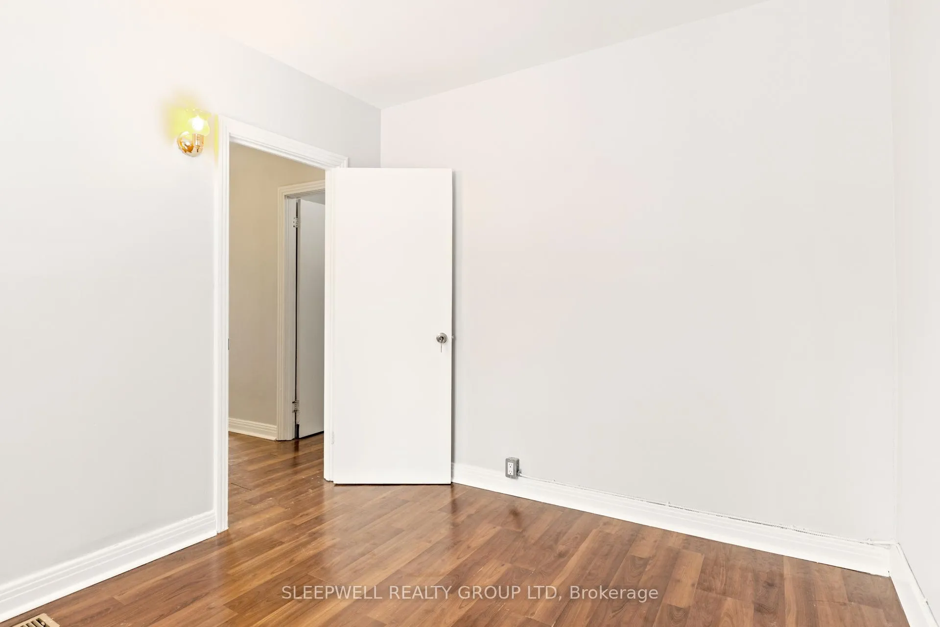 Photo 23 of 481 Besserer Street, Ottawa, Sandy Hill — HOMEH