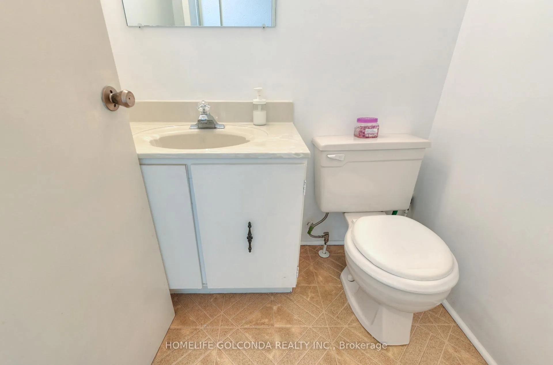 Photo 9 of 8 Glen Springs Drive, Scarborough, L'Amoreaux — HOMEH