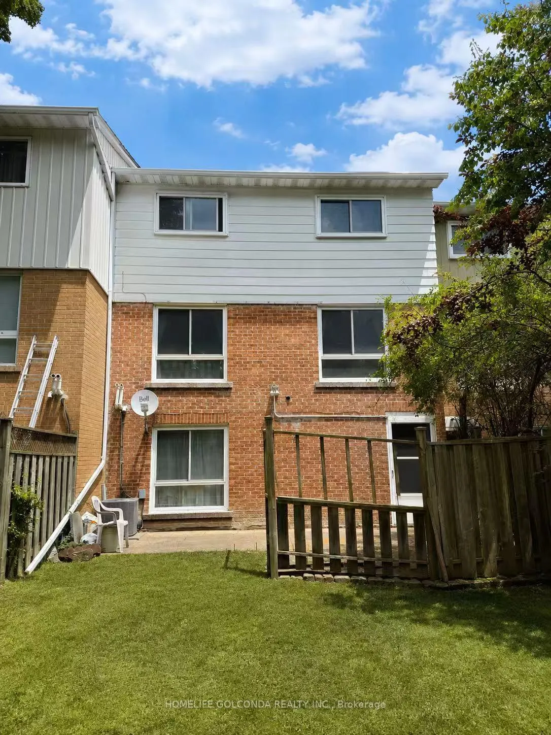 Photo 2 of 8 Glen Springs Drive, Scarborough, L'Amoreaux — HOMEH