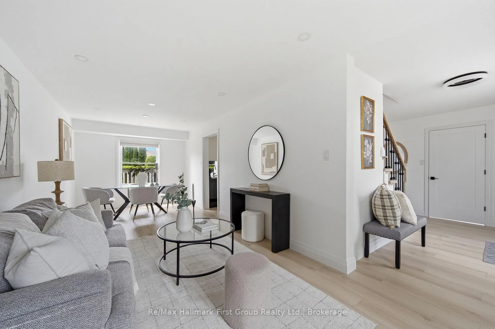 Photo 8 of 723 Carlisle Street, Cobourg — HOMEH