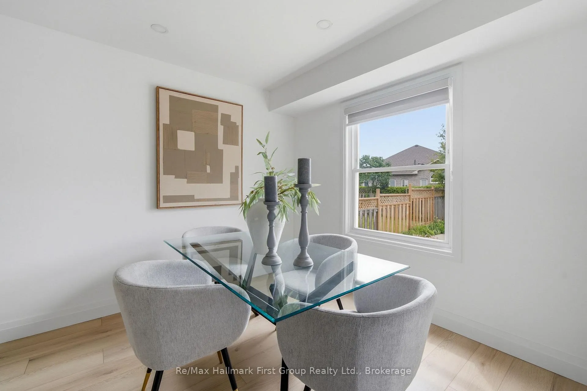 Photo 11 of 723 Carlisle Street, Cobourg — HOMEH