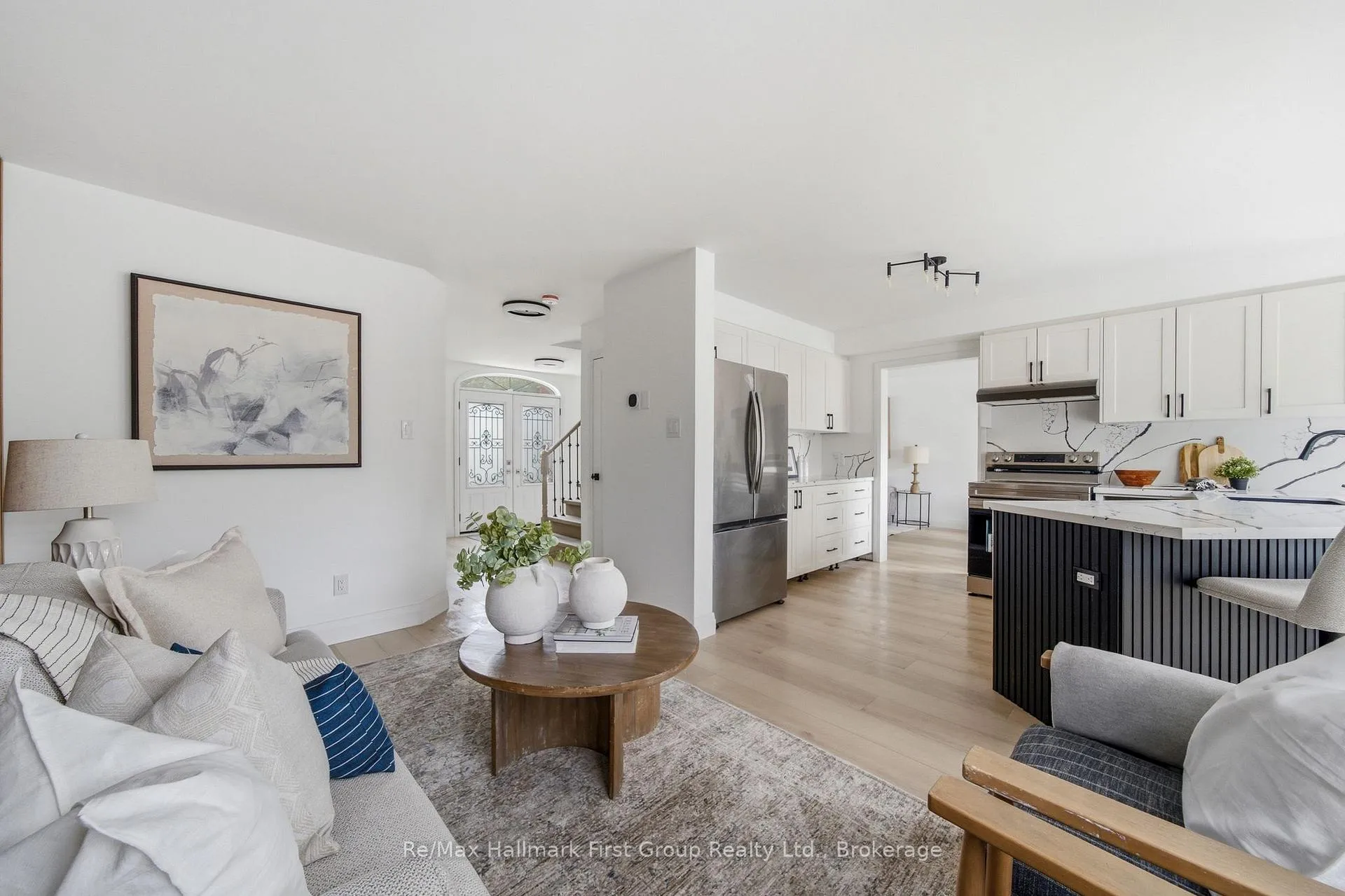 Photo 12 of 723 Carlisle Street, Cobourg — HOMEH