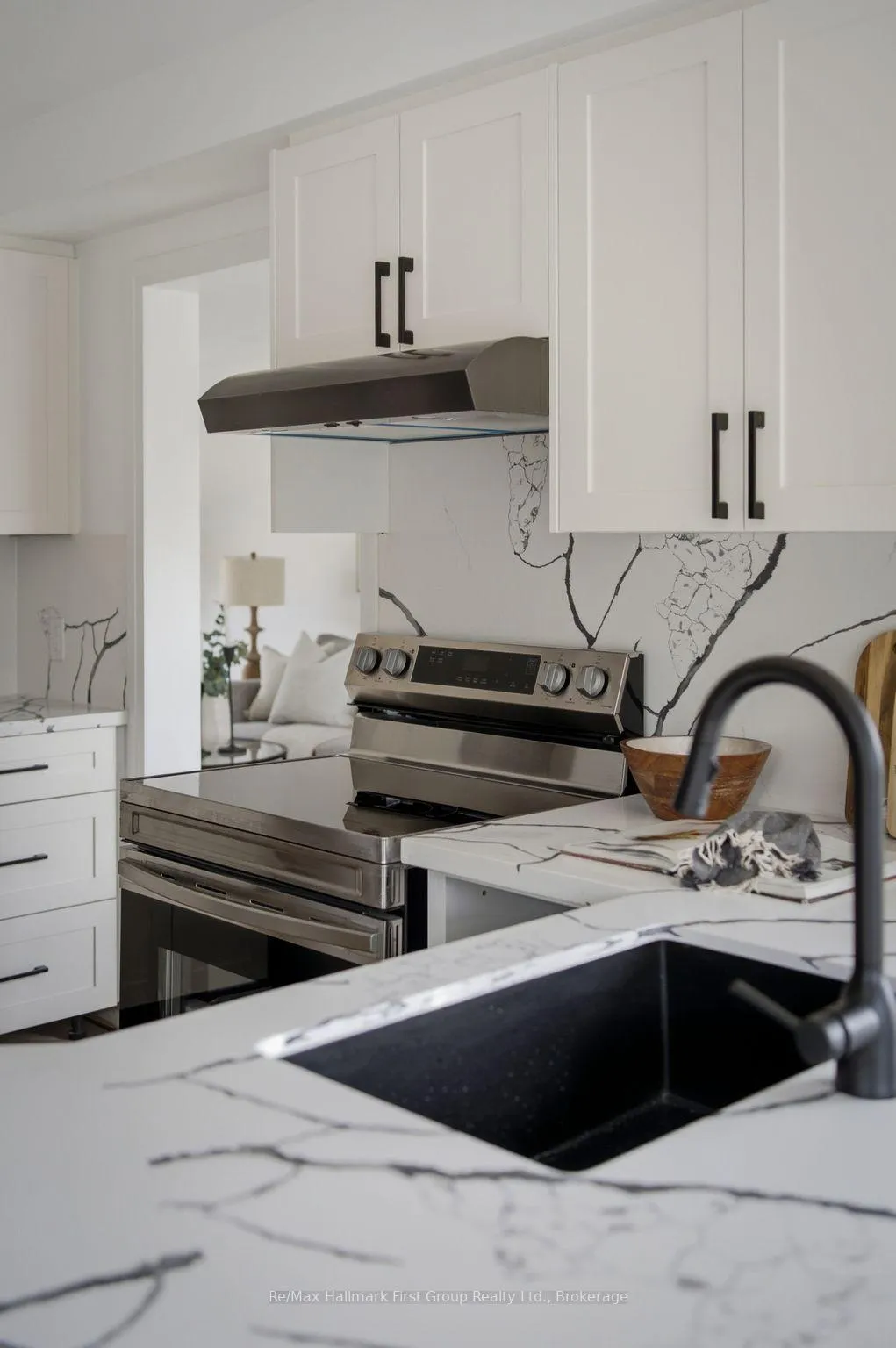 Photo 18 of 723 Carlisle Street, Cobourg — HOMEH
