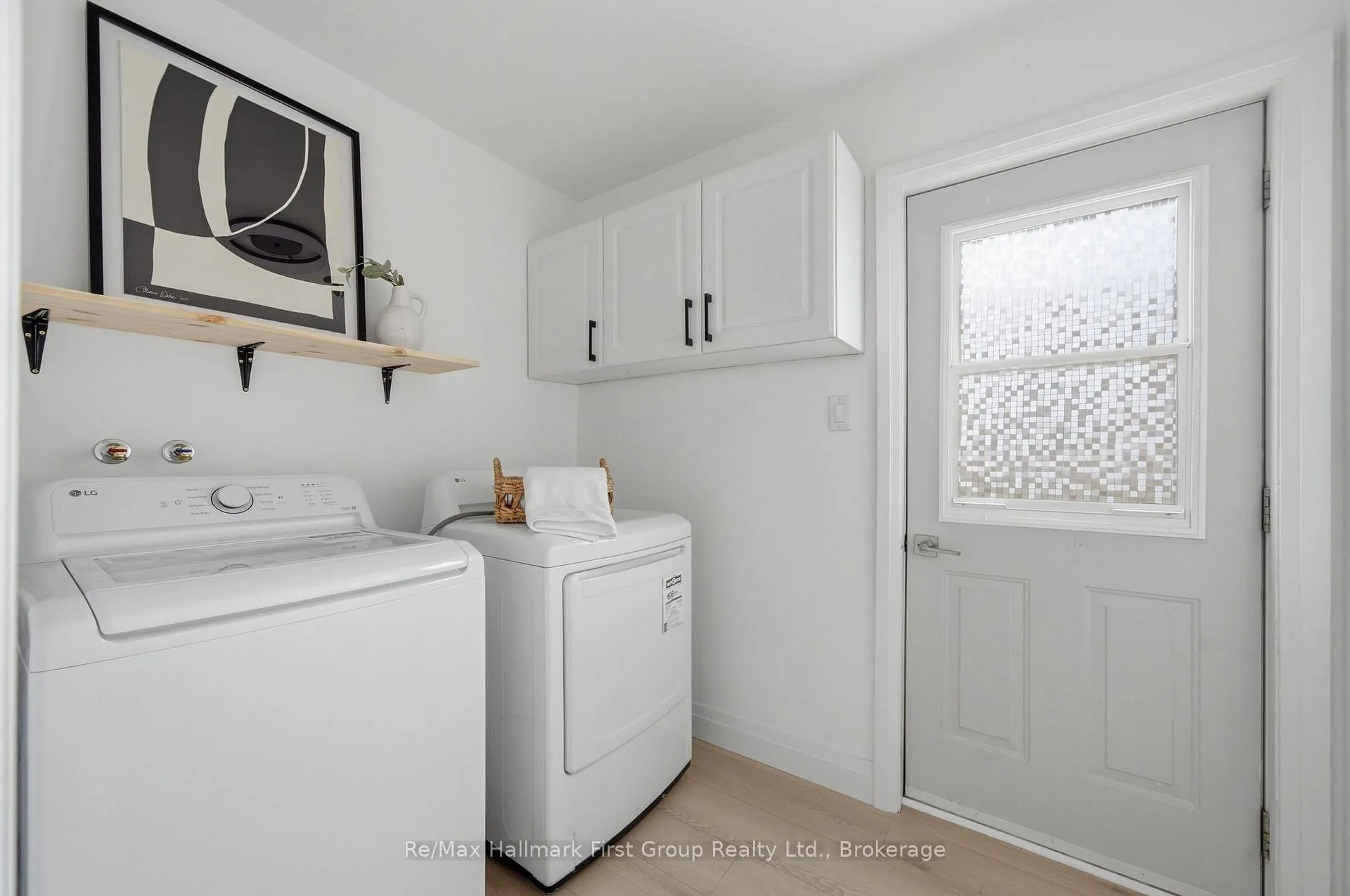 Photo 24 of 723 Carlisle Street, Cobourg — HOMEH