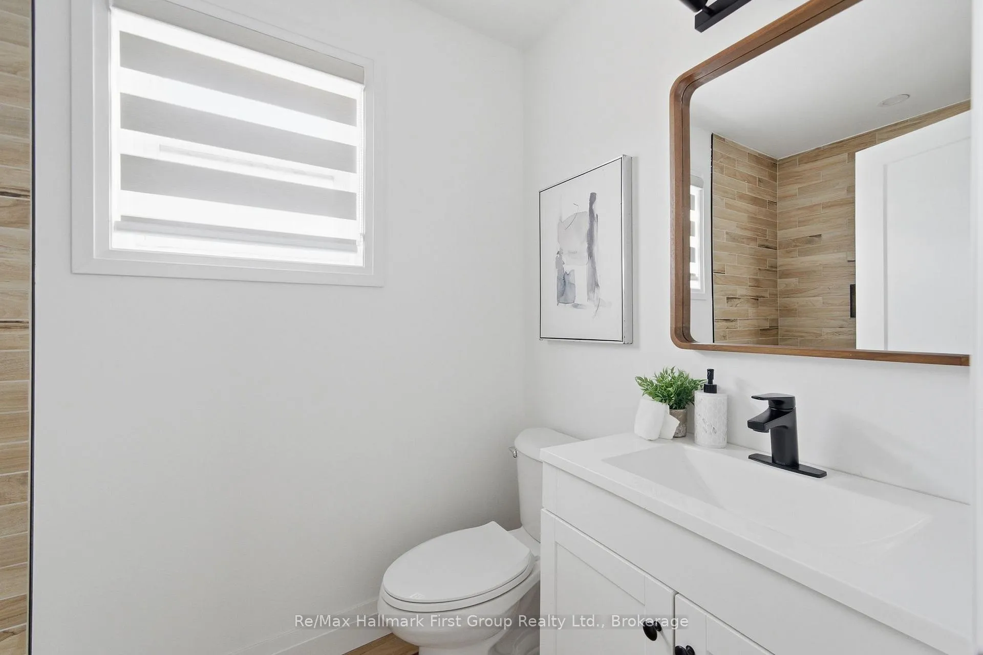 Photo 34 of 723 Carlisle Street, Cobourg — HOMEH