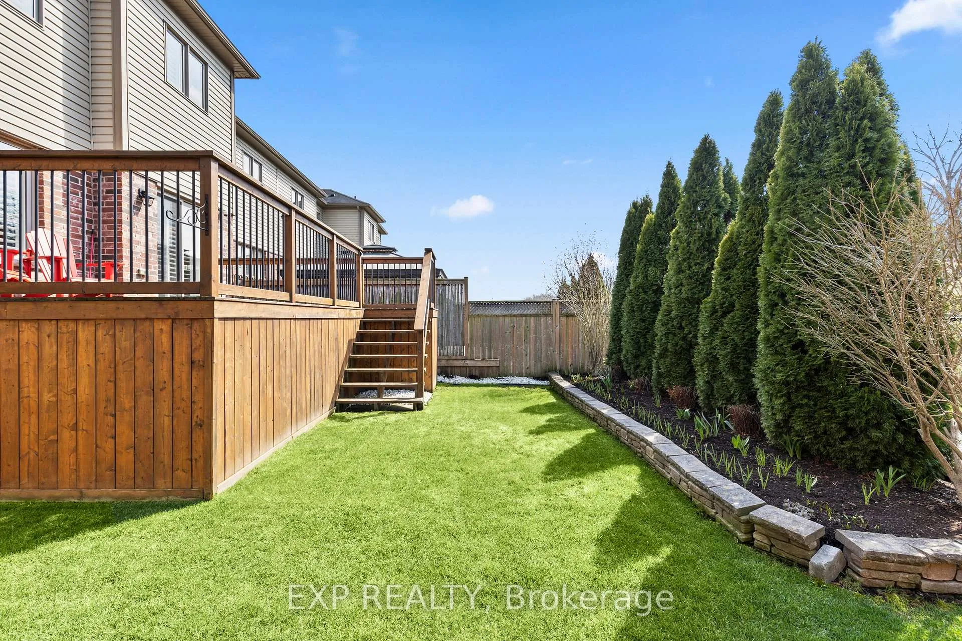 Photo 19 of 8679 Dogwood Crescent, Niagara Falls, Brown — HOMEH