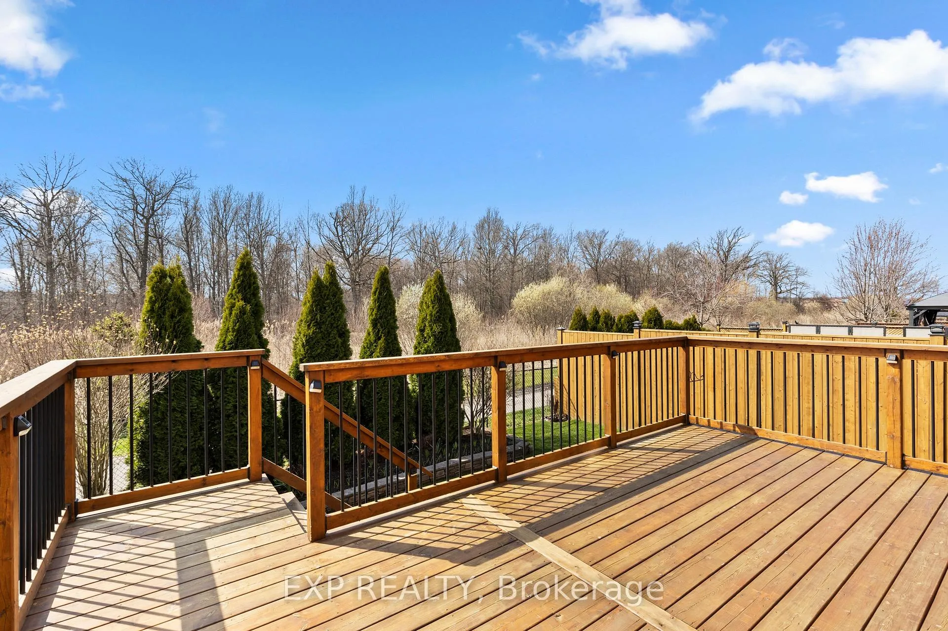 Photo 20 of 8679 Dogwood Crescent, Niagara Falls, Brown — HOMEH