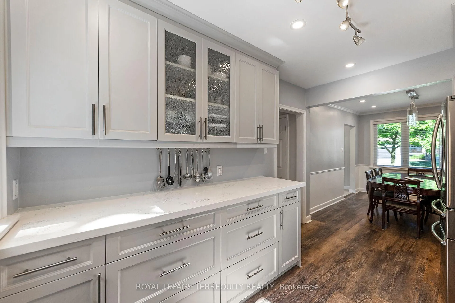 Photo 5 of 35 Jodphur Avenue, North York, Humberlea-Pelmo Park — HOMEH