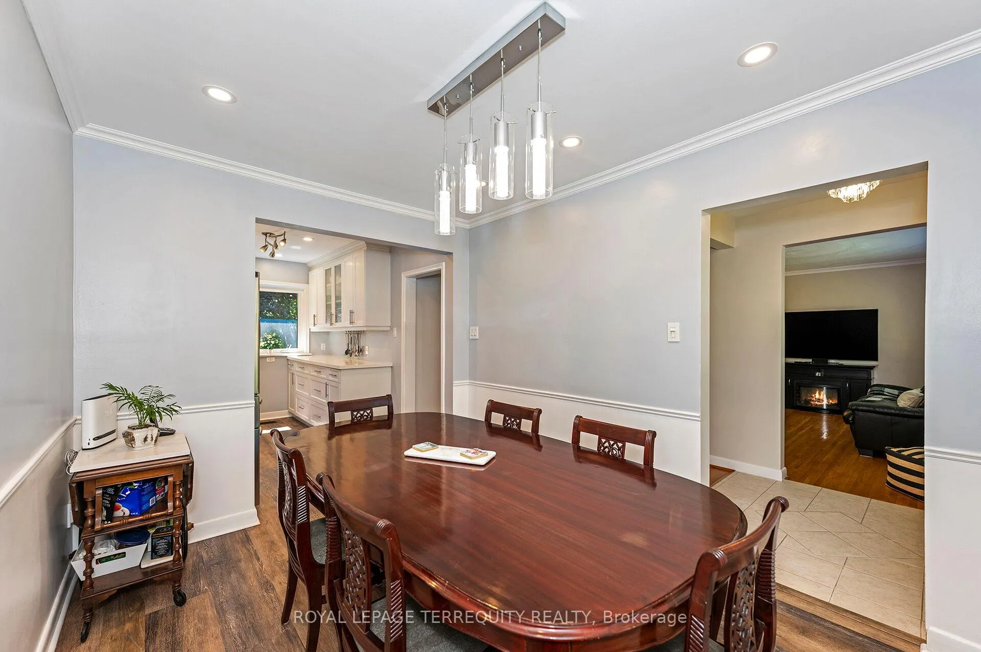 Photo 9 of 35 Jodphur Avenue, North York, Humberlea-Pelmo Park — HOMEH