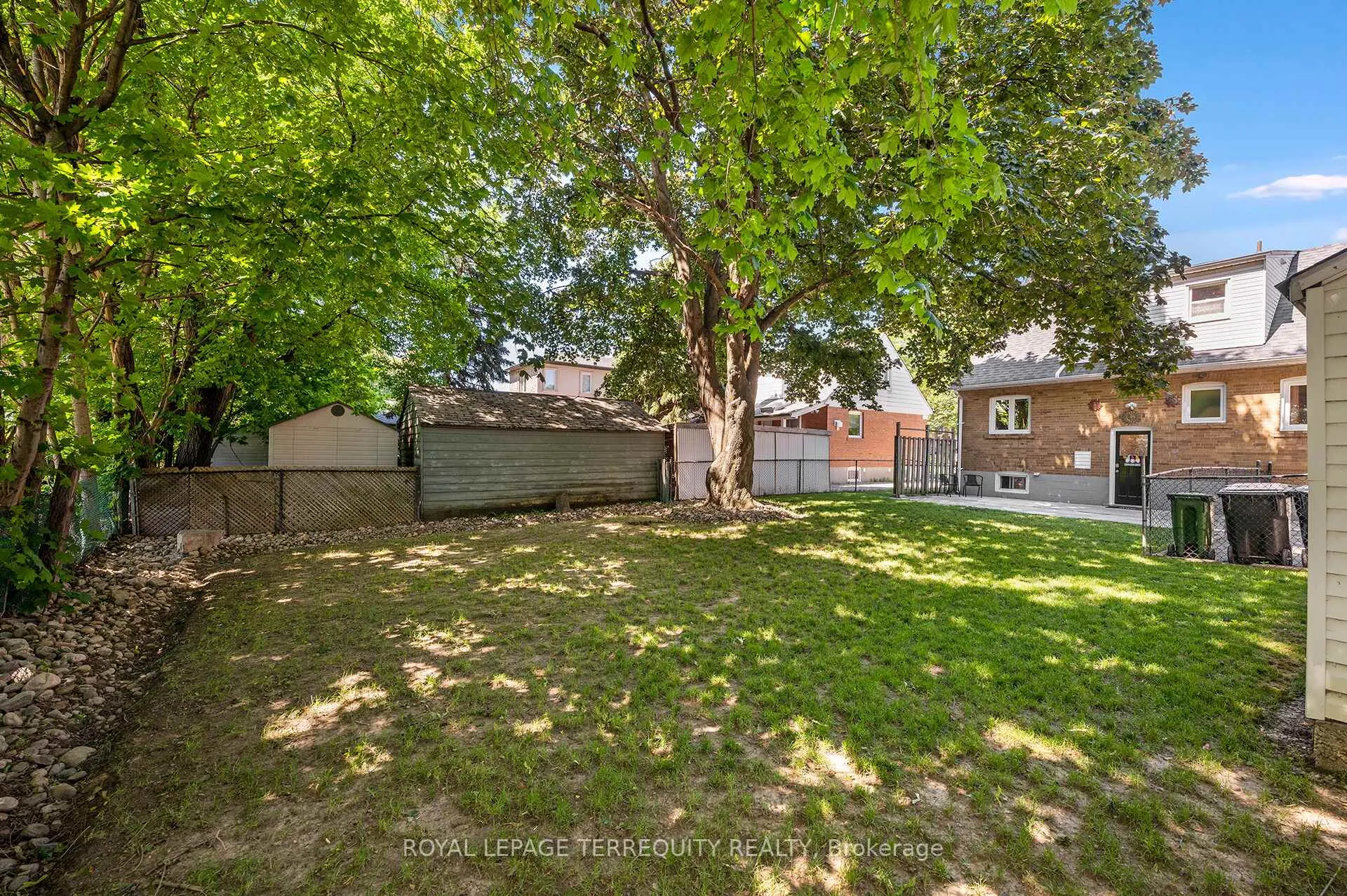 Photo 24 of 35 Jodphur Avenue, North York, Humberlea-Pelmo Park — HOMEH