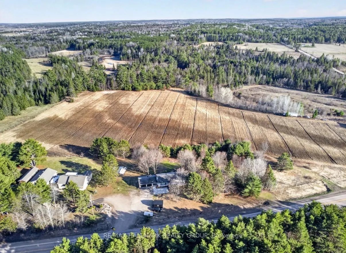 Photo 38 of 9950 Round Lake Road, Laurentian Valley, Laurentian Valley — HOMEH