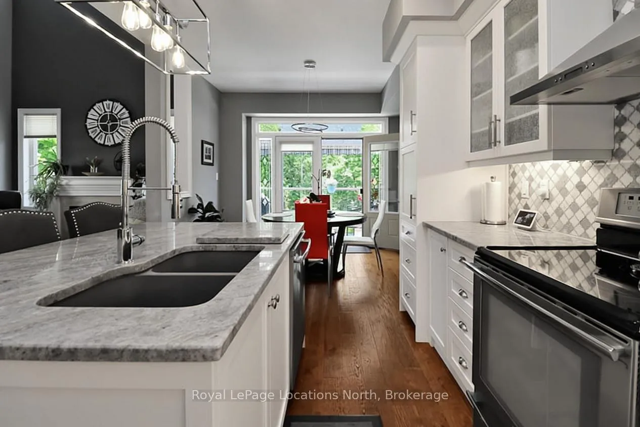 Photo 24 of 17 Sandy Coast Crescent, Wasaga Beach — HOMEH