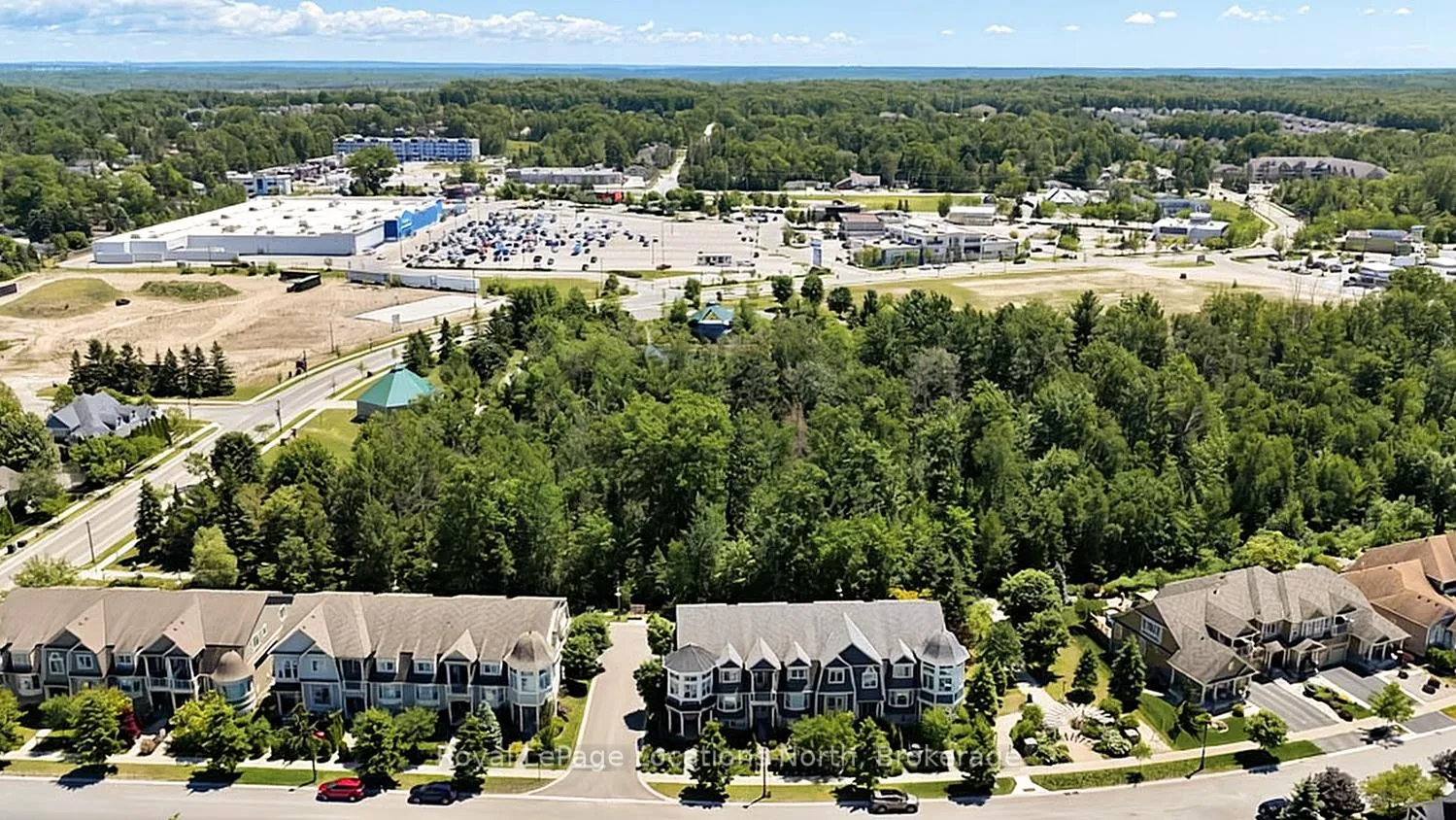 Photo 42 of 17 Sandy Coast Crescent, Wasaga Beach — HOMEH