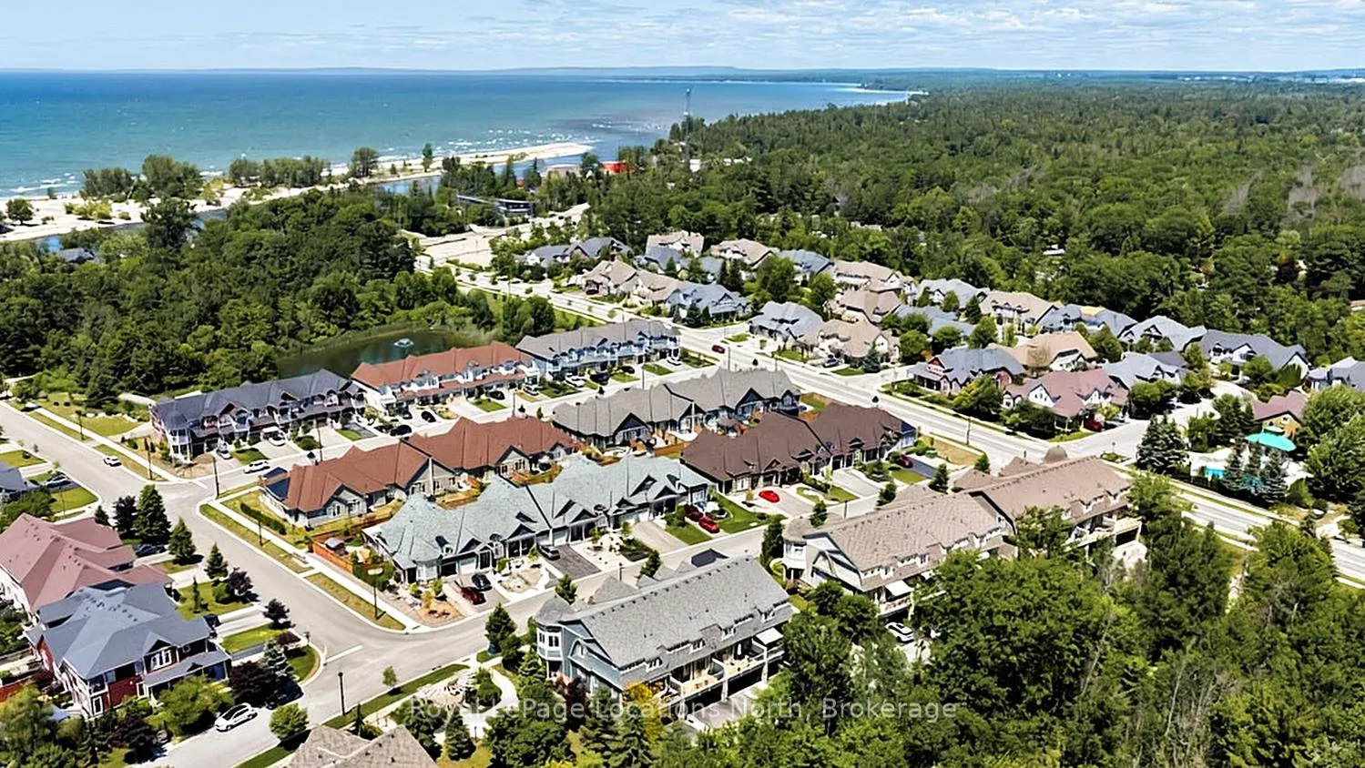 Photo 46 of 17 Sandy Coast Crescent, Wasaga Beach — HOMEH