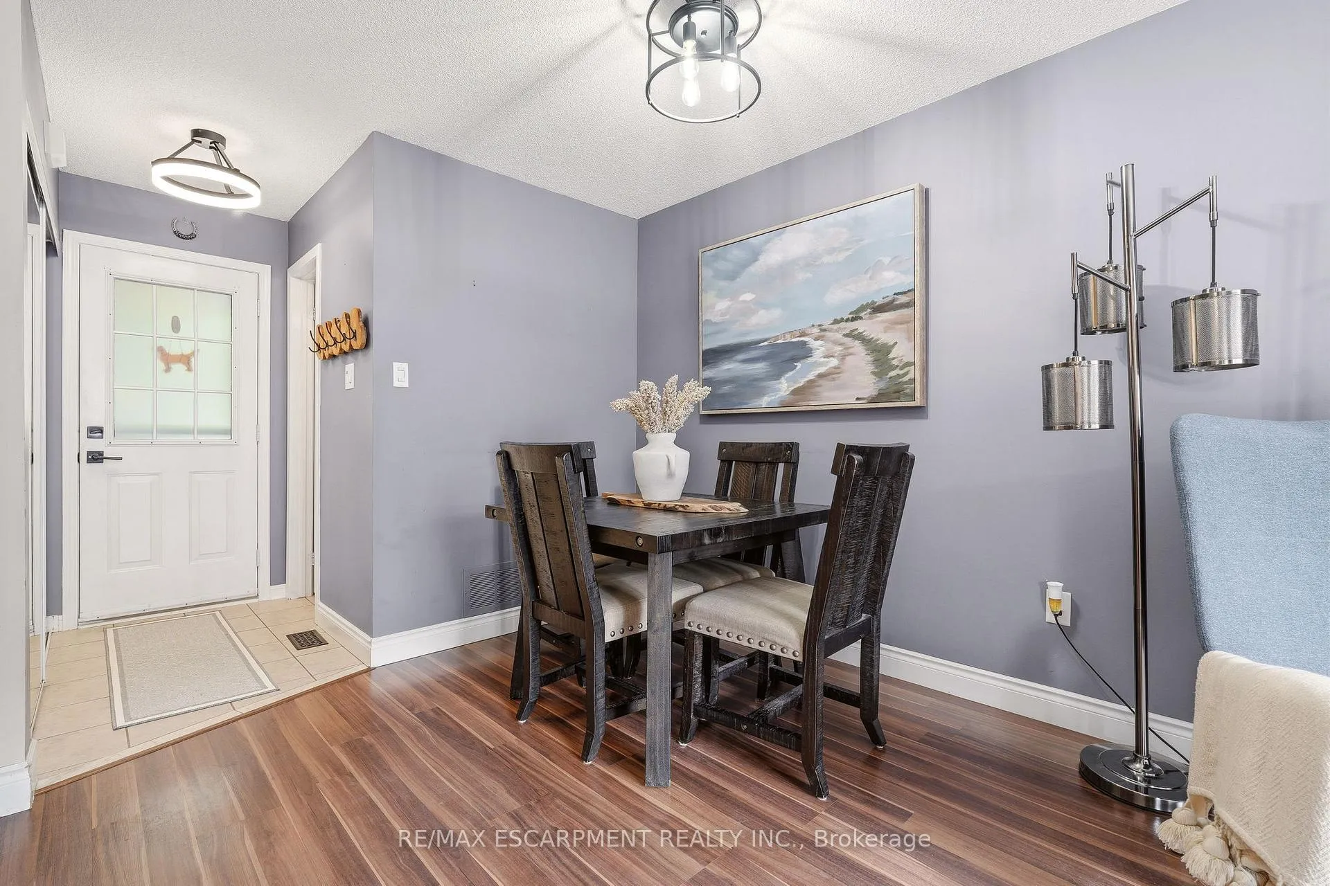 Photo 6 of 2089 Broadleaf Crescent, Burlington, Uptown — HOMEH