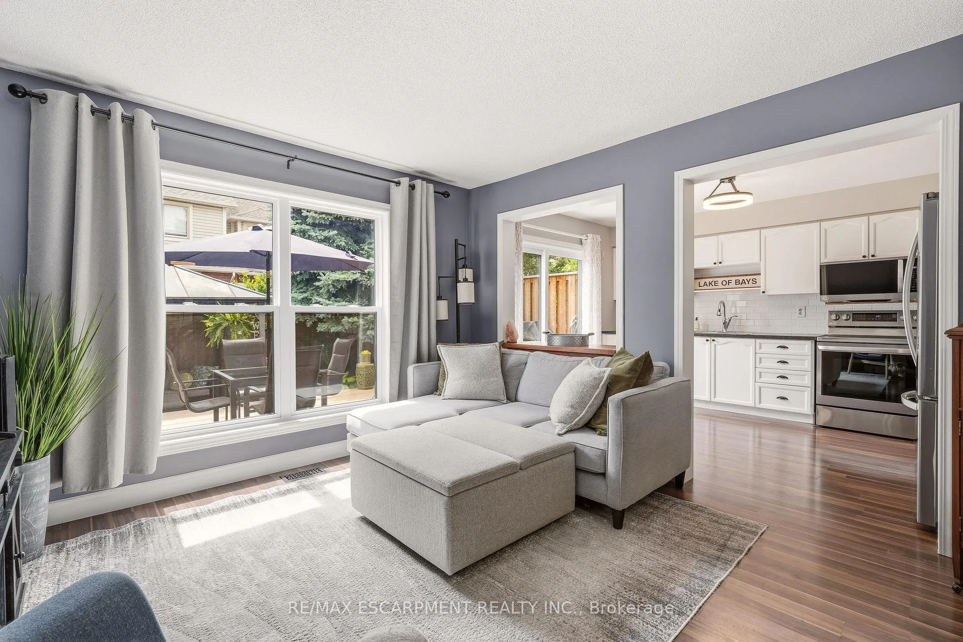 Photo 9 of 2089 Broadleaf Crescent, Burlington, Uptown — HOMEH