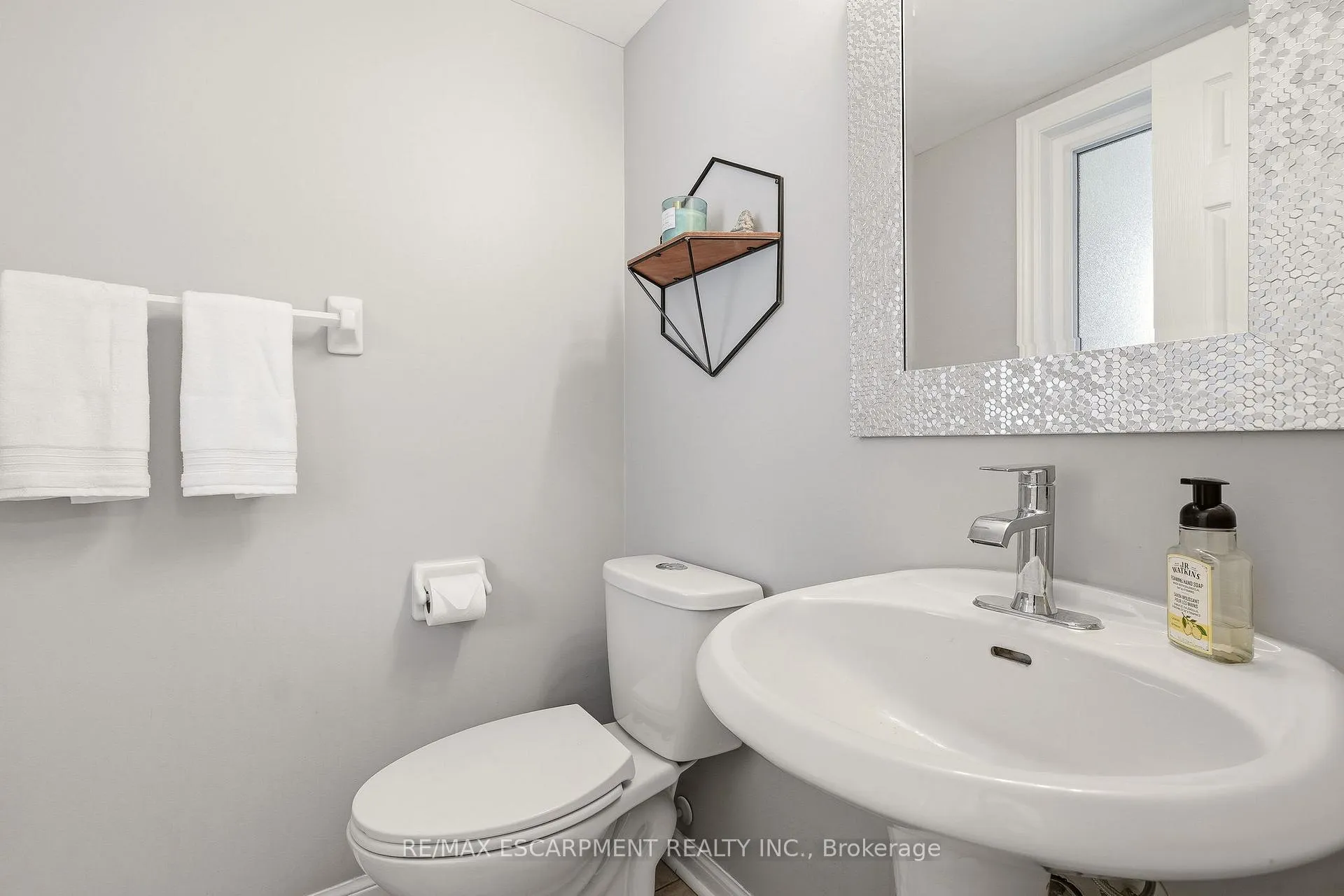 Photo 16 of 2089 Broadleaf Crescent, Burlington, Uptown — HOMEH