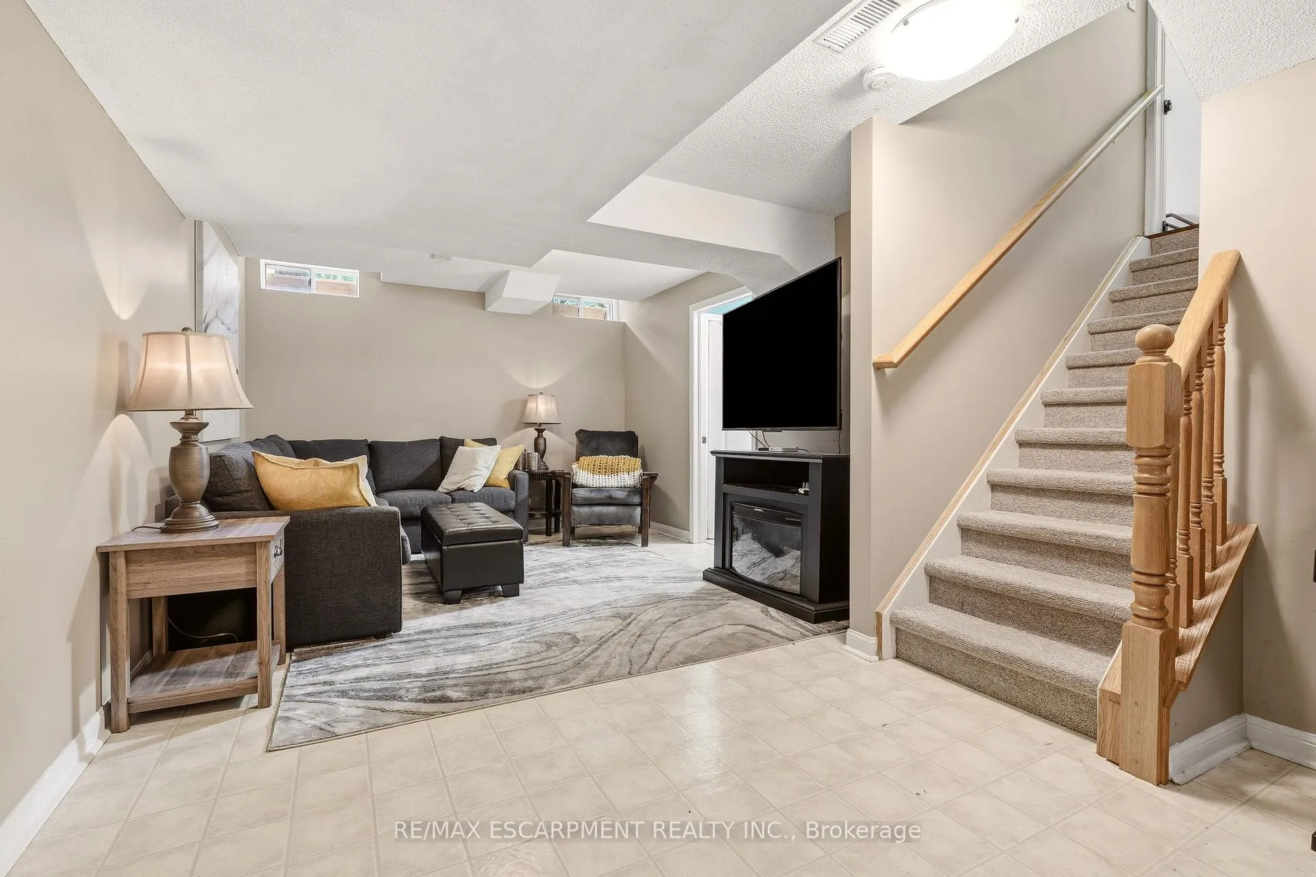 Photo 26 of 2089 Broadleaf Crescent, Burlington, Uptown — HOMEH