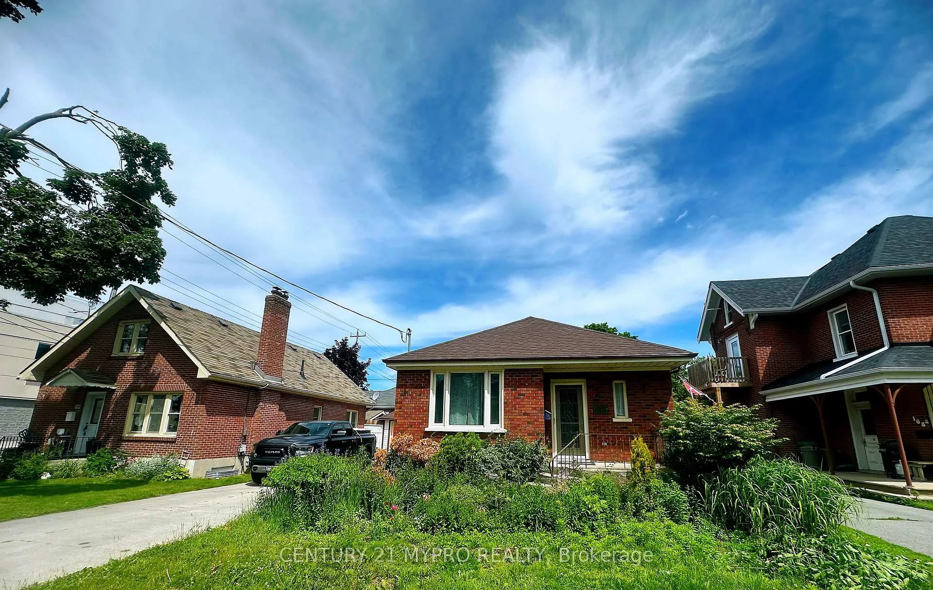Photo 1 of 170 Morrow Street, Peterborough, Otonabee Ward 1 — HOMEH