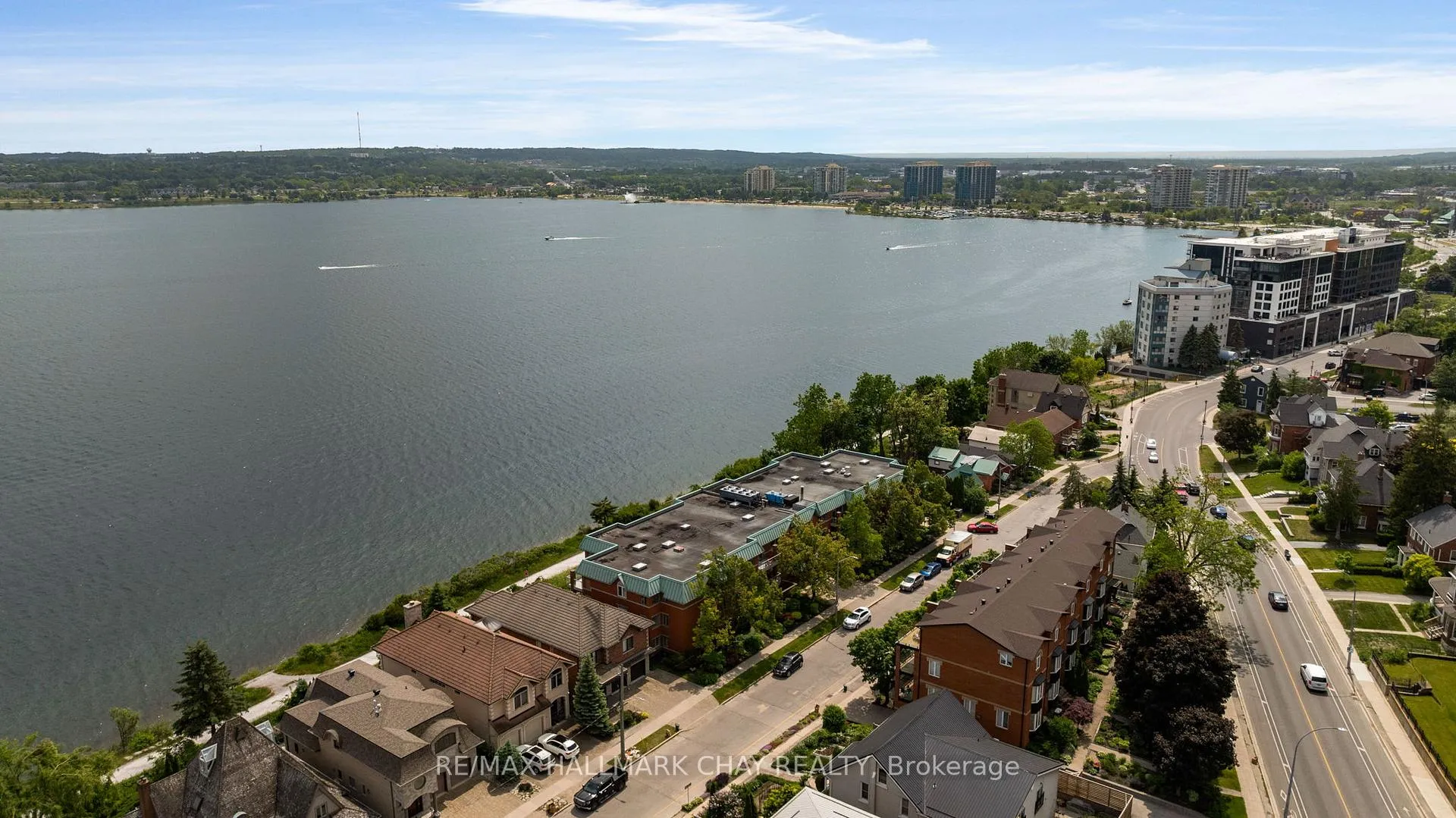 Photo 29 of Unit 103, 21 Kempenfelt Drive, Barrie, North Shore — HOMEH