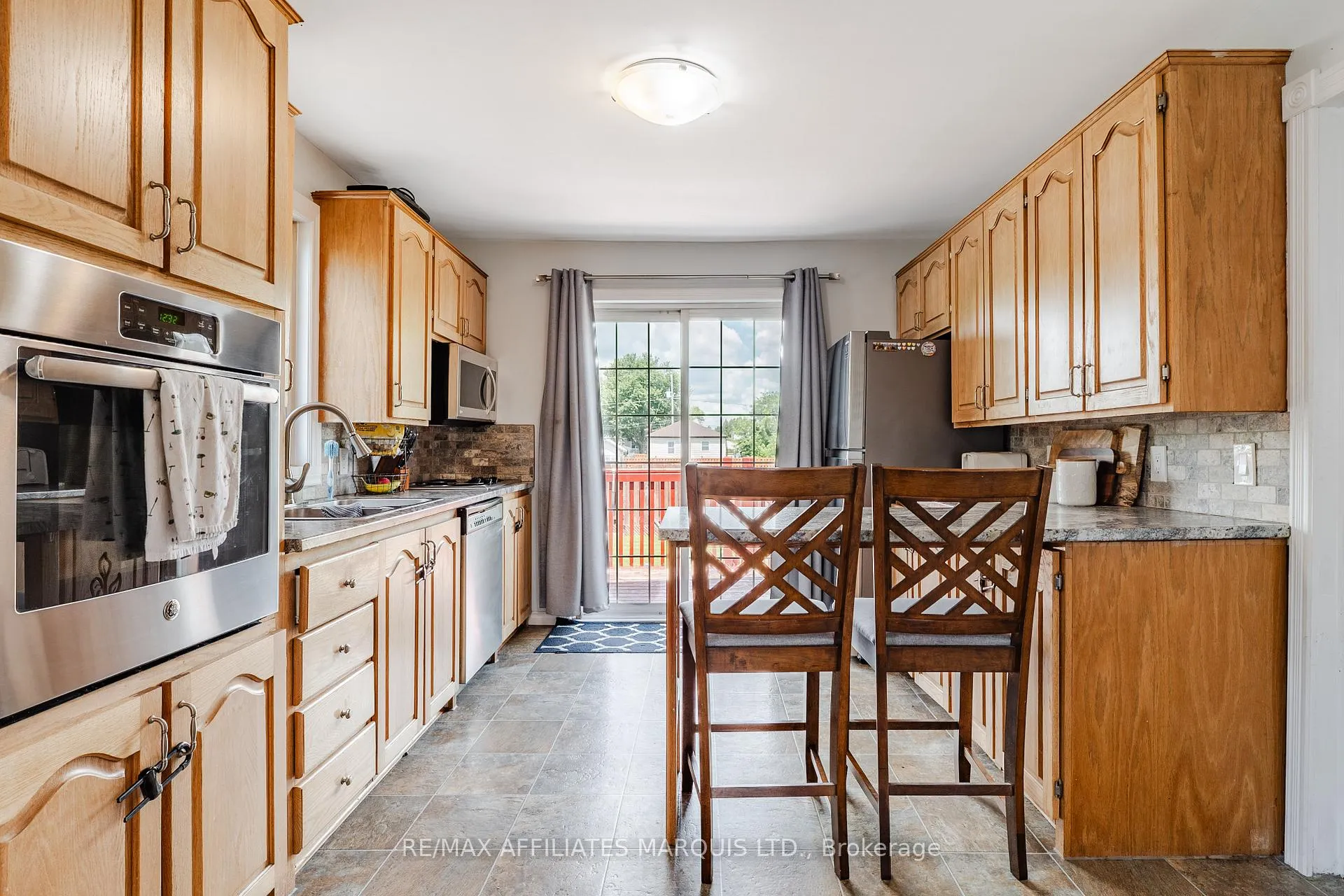 Photo 15 of 110 15th Street W, Cornwall, Cornwall — HOMEH