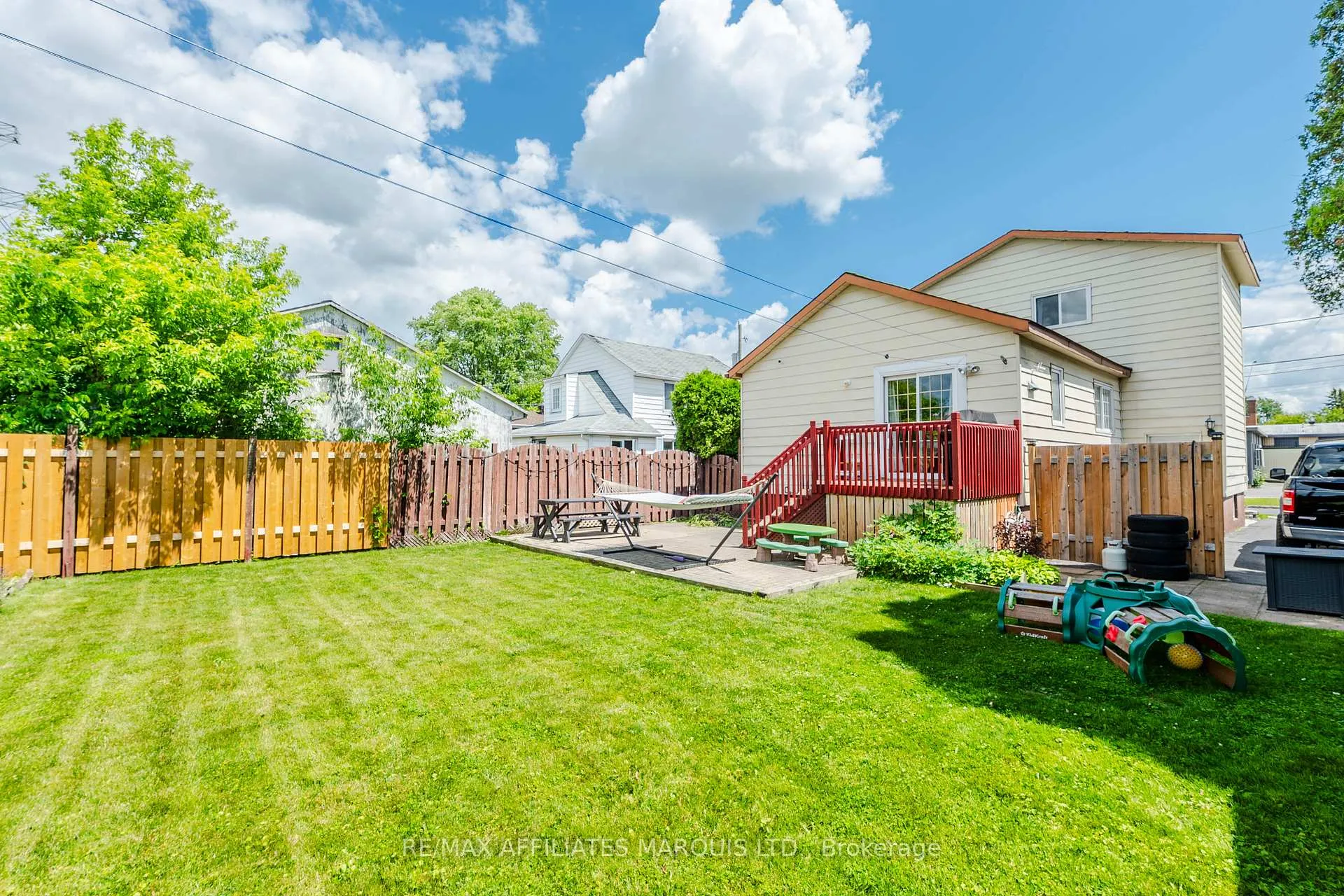 Photo 43 of 110 15th Street W, Cornwall, Cornwall — HOMEH