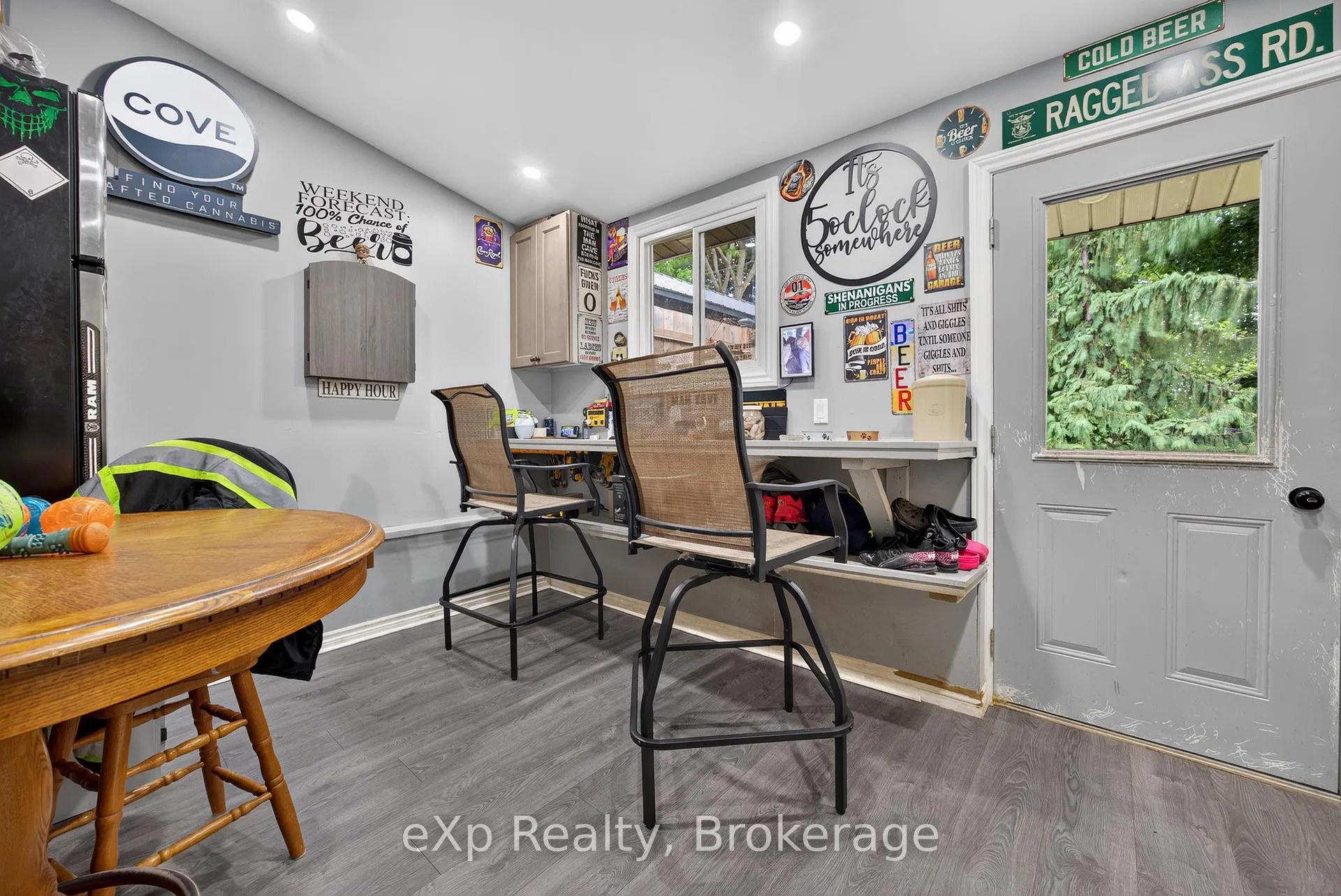 Photo 18 of 29 Concession Street E, Tillsonburg — HOMEH