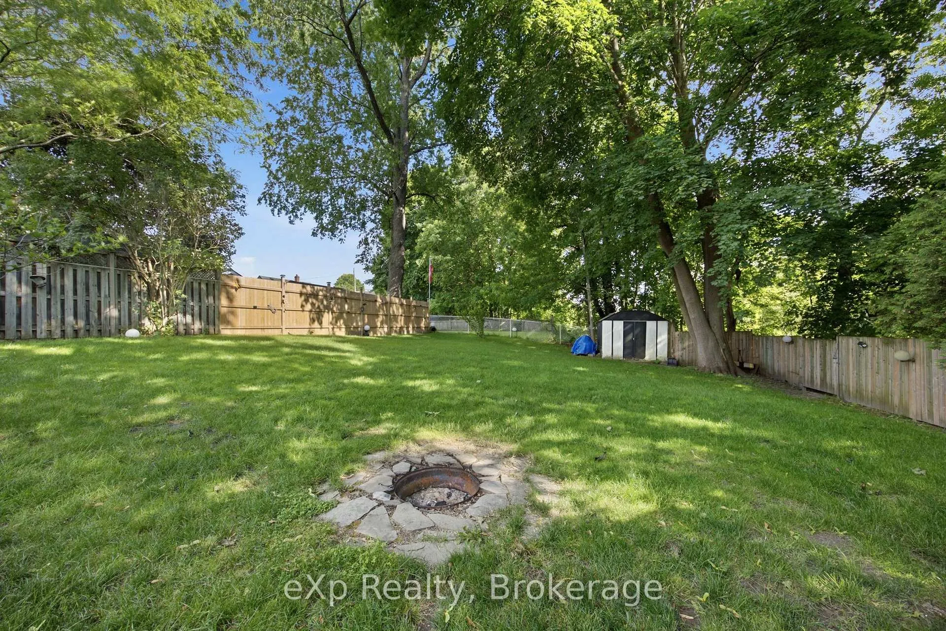 Photo 27 of 29 Concession Street E, Tillsonburg — HOMEH