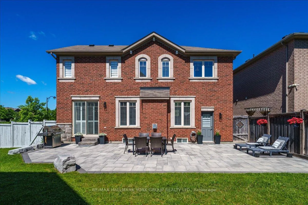 Photo 7 of 66 Philips View Crescent, Richmond Hill, Jefferson — HOMEH
