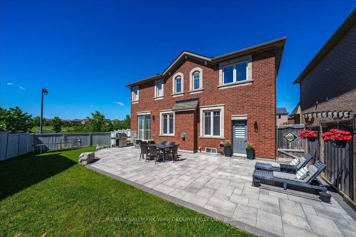 Photo 44 of 66 Philips View Crescent, Richmond Hill, Jefferson — HOMEH