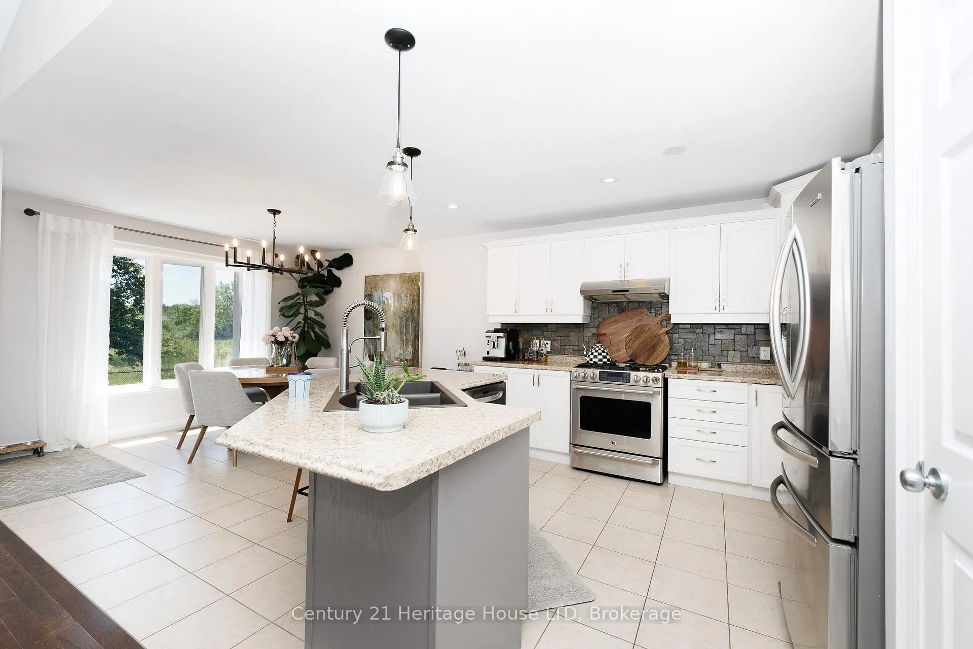 Photo 10 of 741 Nancy Road, Fort Erie, Lakeshore — HOMEH
