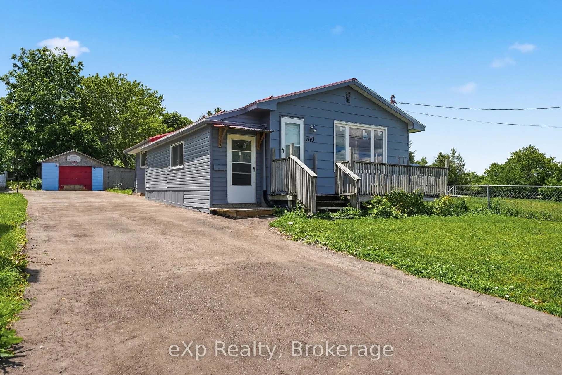 Photo 2 of 370 Sidney Street, Belleville, Belleville Ward — HOMEH