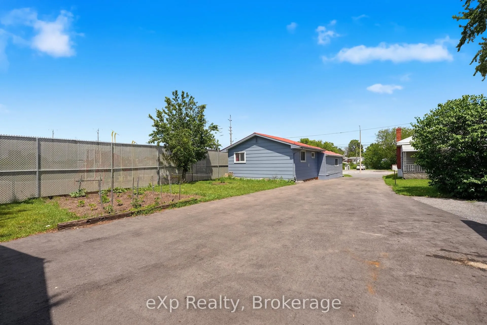 Photo 24 of 370 Sidney Street, Belleville, Belleville Ward — HOMEH