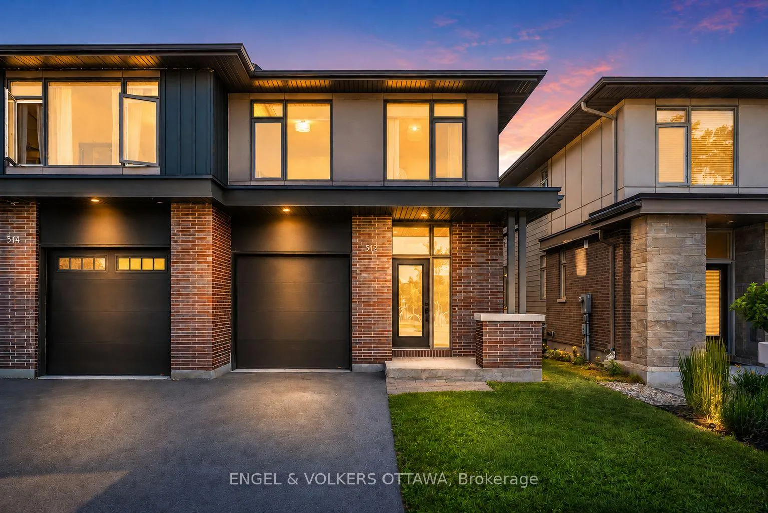 Front of 512 Chene Way