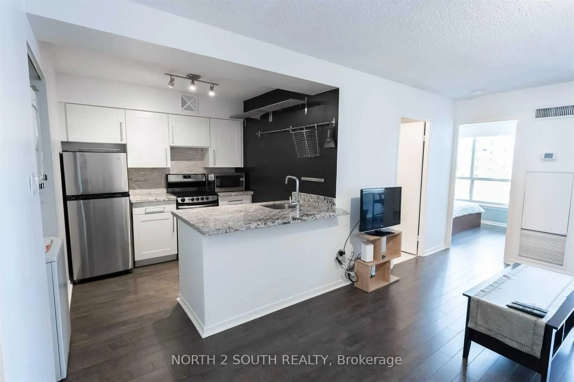 Photo 9 of Unit 704, 44 St Joseph Street, Toronto, Bay Street Corridor — HOMEH