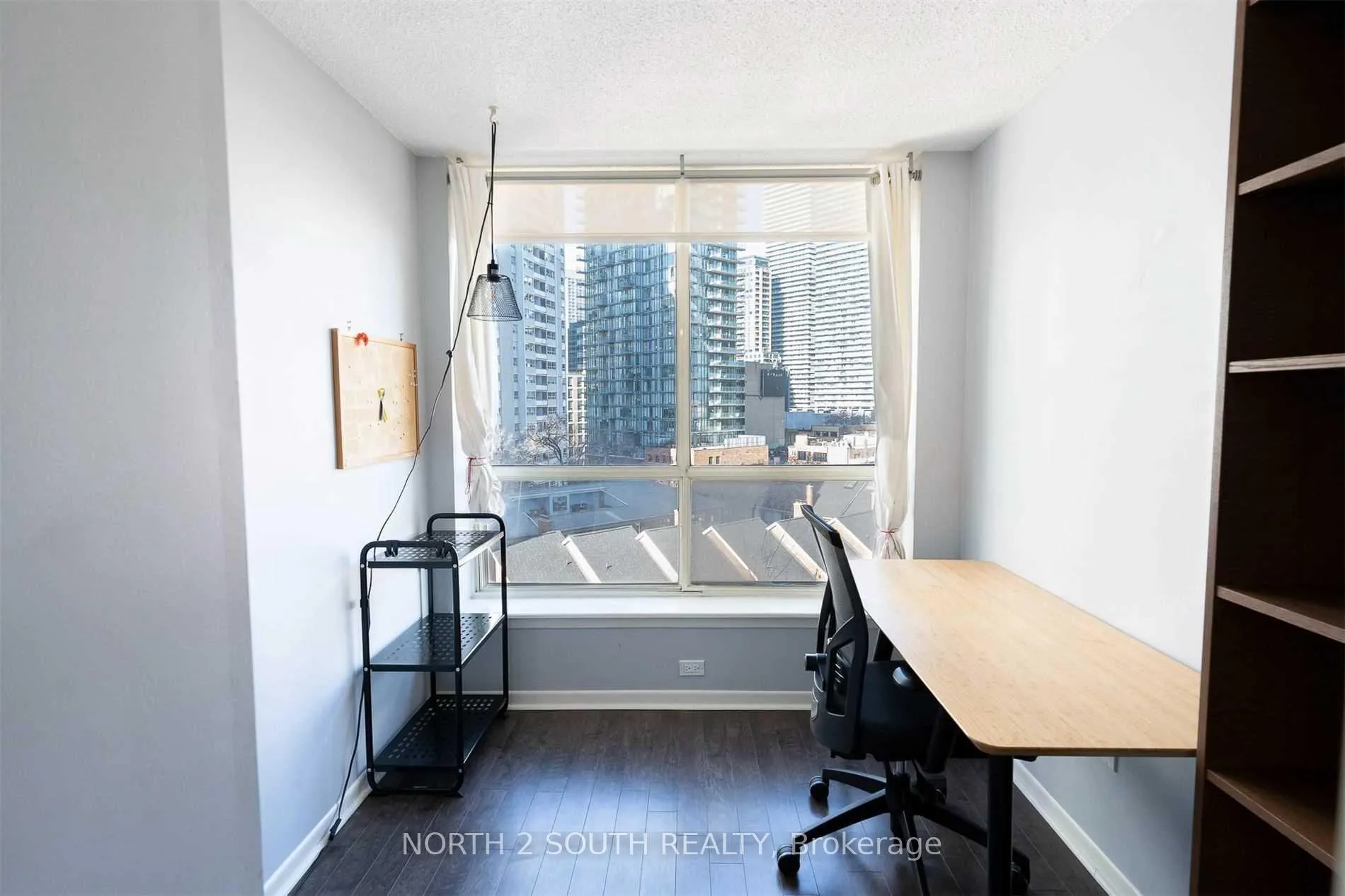 Photo 13 of Unit 704, 44 St Joseph Street, Toronto, Bay Street Corridor — HOMEH