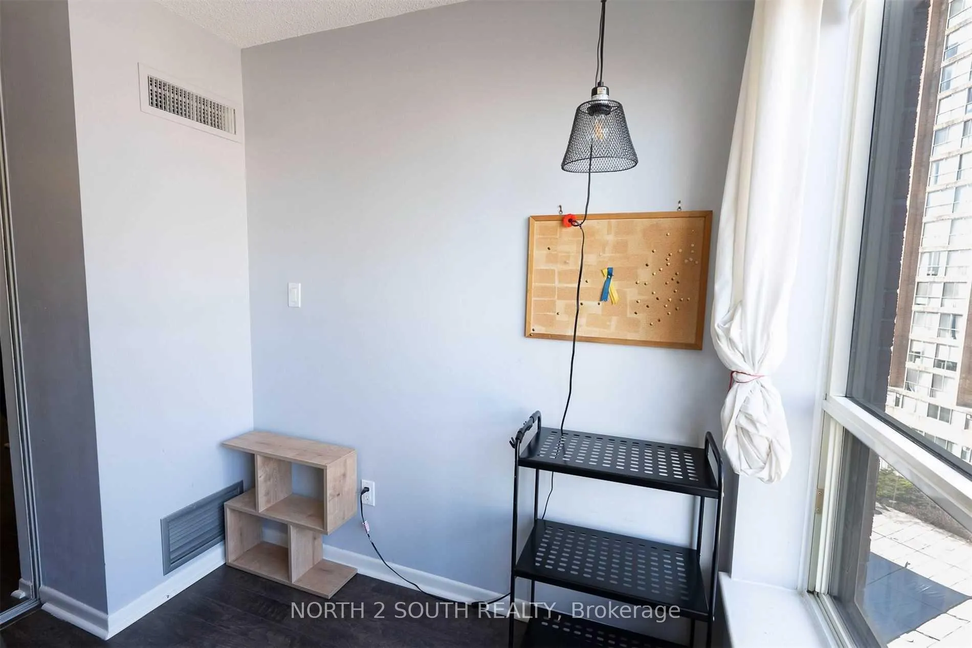 Photo 15 of Unit 704, 44 St Joseph Street, Toronto, Bay Street Corridor — HOMEH