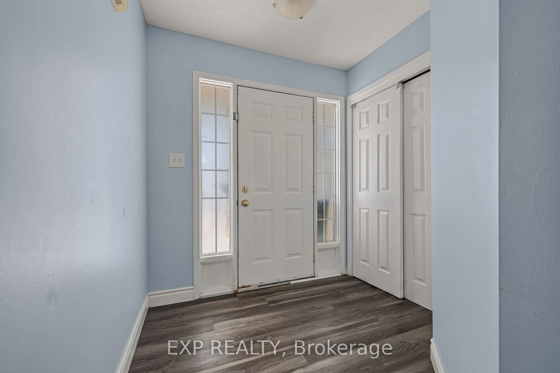 Photo 13 of 196 Max Becker Drive, Kitchener, Larentian West — HOMEH