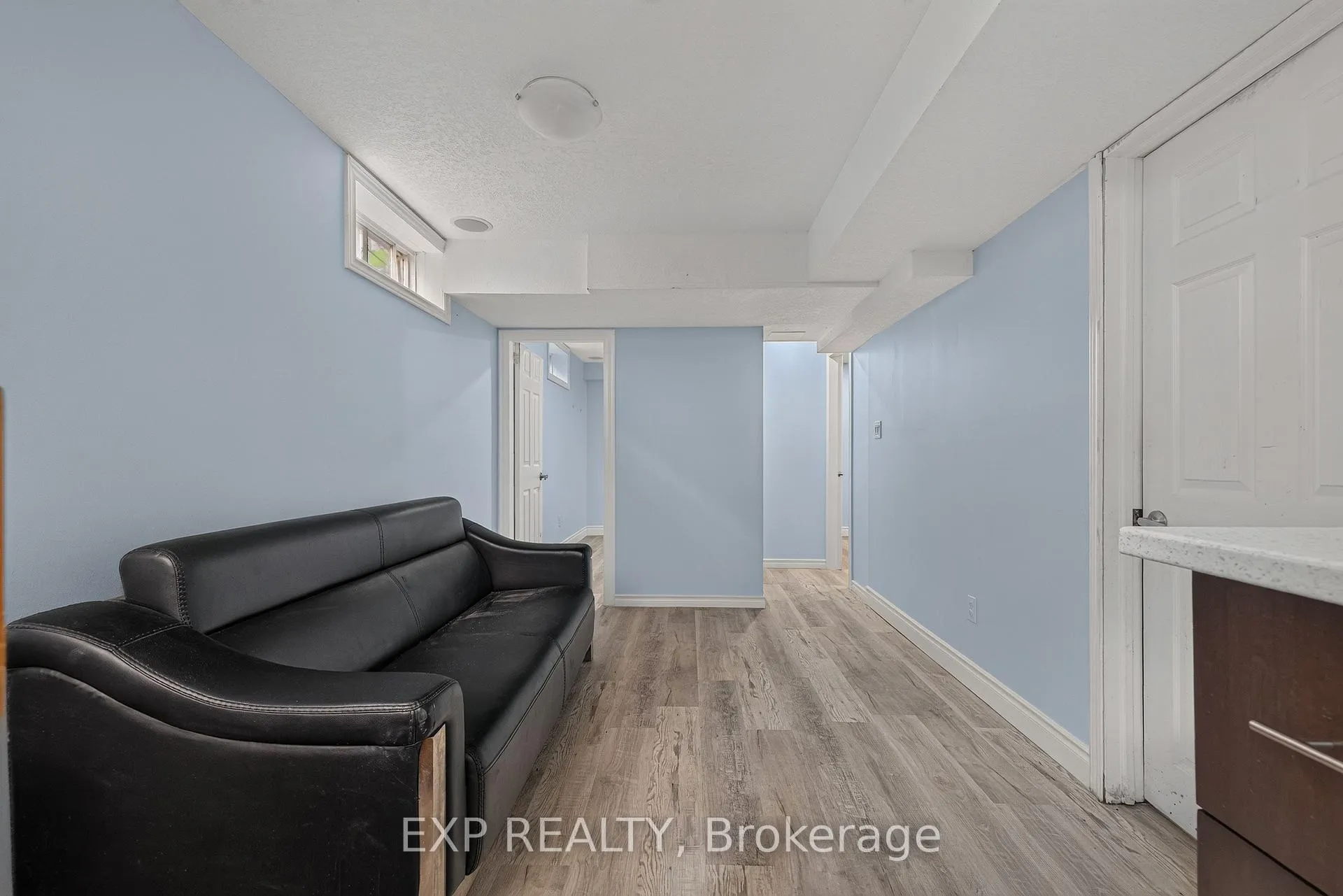 Photo 23 of 196 Max Becker Drive, Kitchener, Larentian West — HOMEH