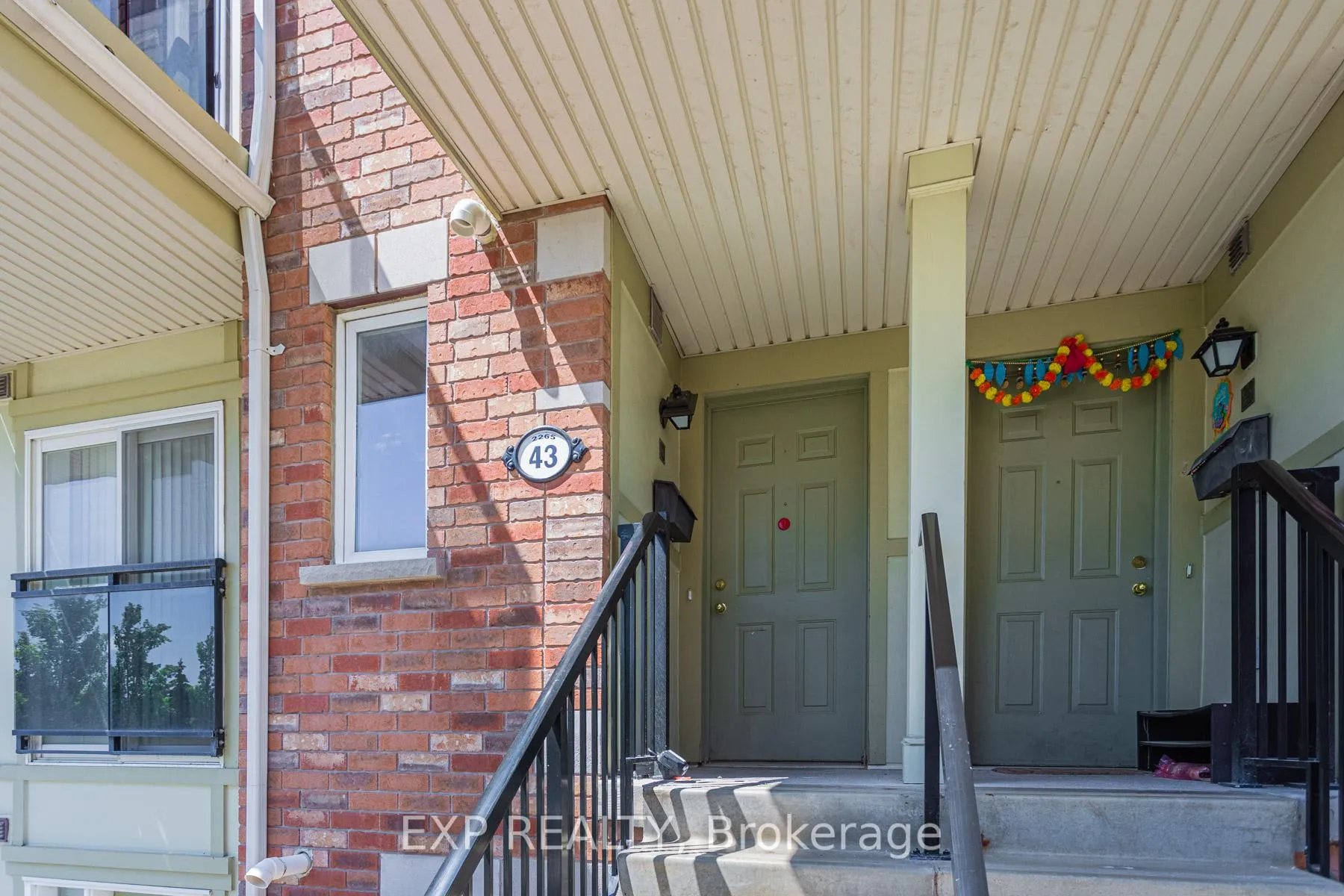 Photo 2 of Unit 43, 2265 Bur Oak Avenue, Markham, Greensborough — HOMEH