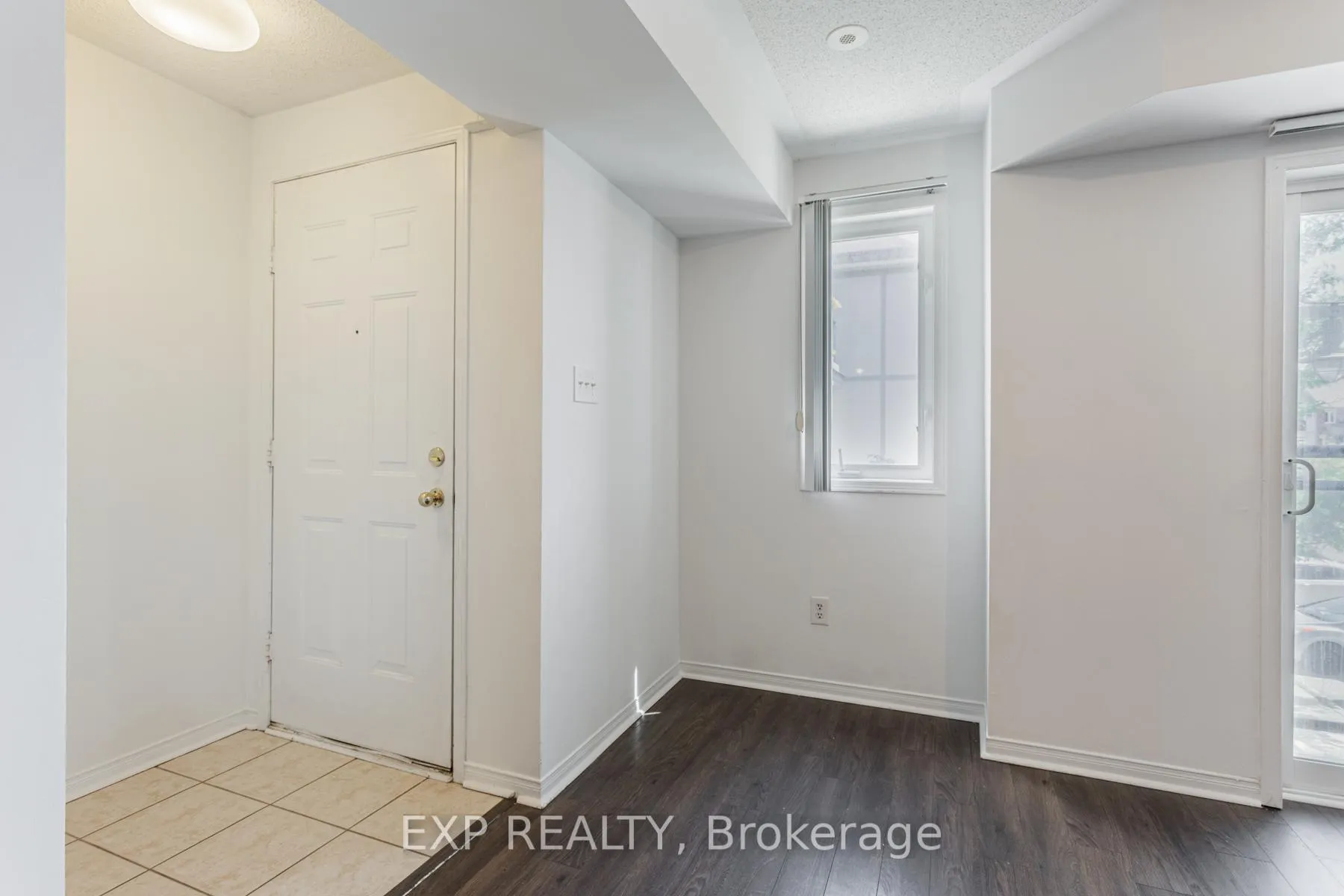 Photo 3 of Unit 43, 2265 Bur Oak Avenue, Markham, Greensborough — HOMEH
