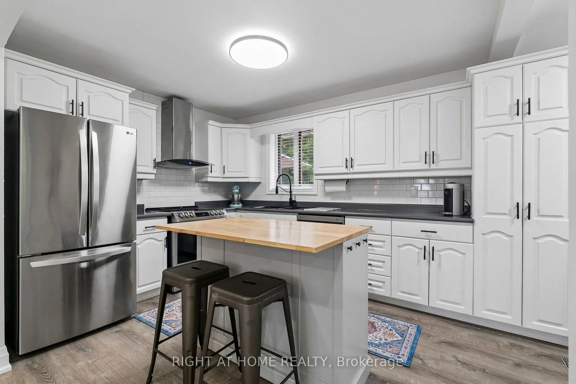 Photo 8 of 242 Centre Street, Essa, Angus — HOMEH