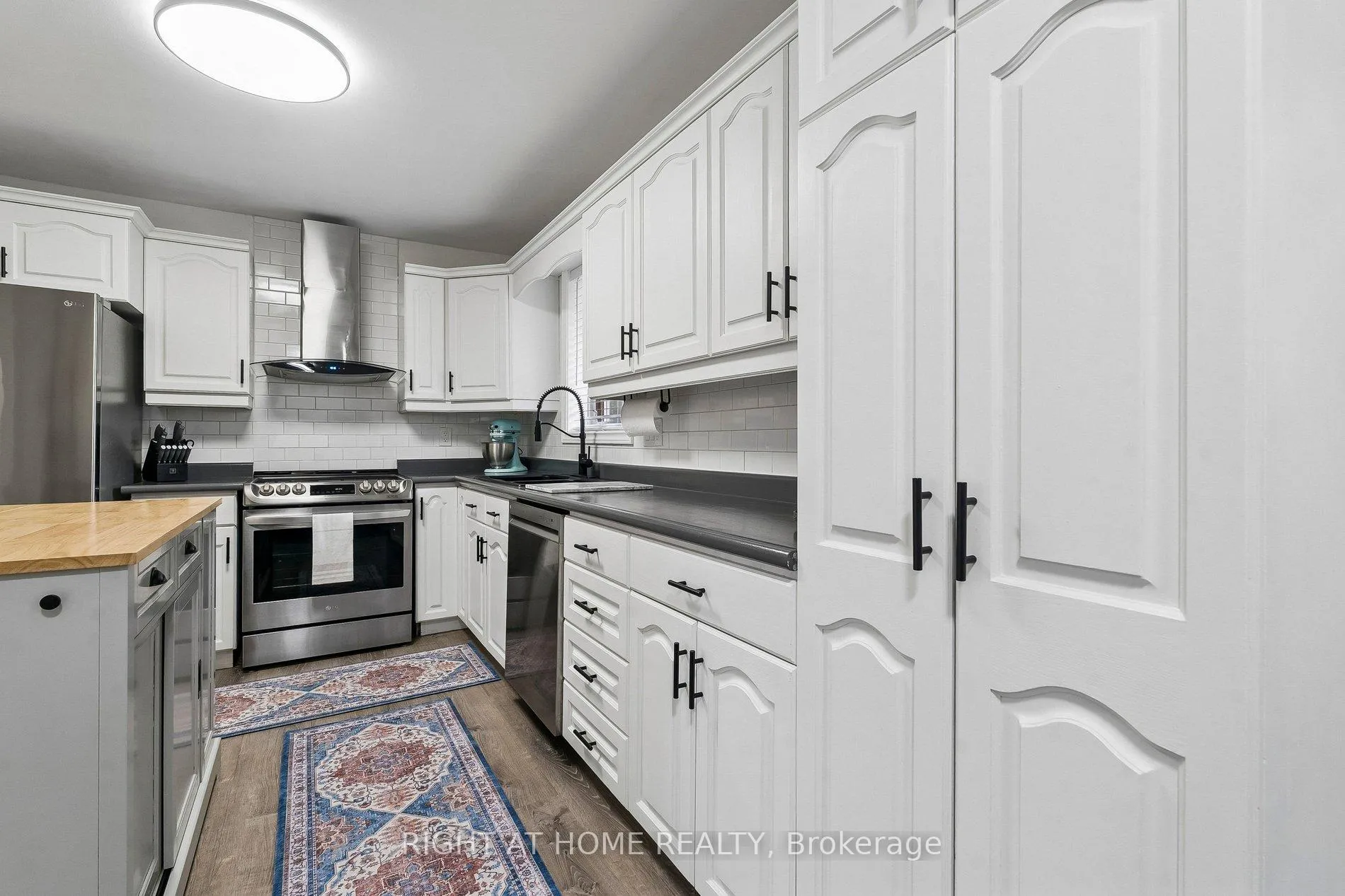 Photo 11 of 242 Centre Street, Essa, Angus — HOMEH