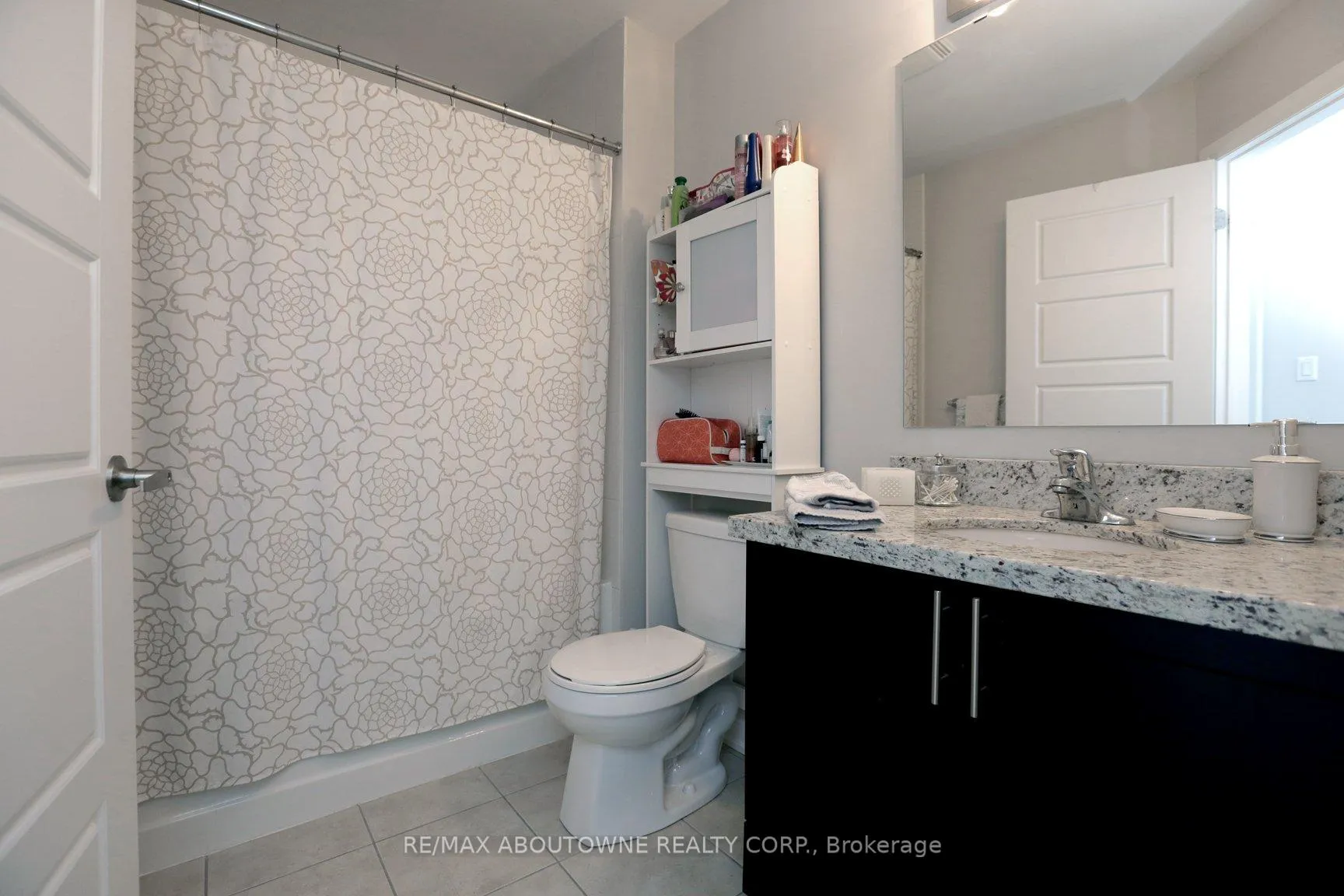 Photo 17 of Unit 126, 165 Hampshire Way, Milton, Dempsey — HOMEH